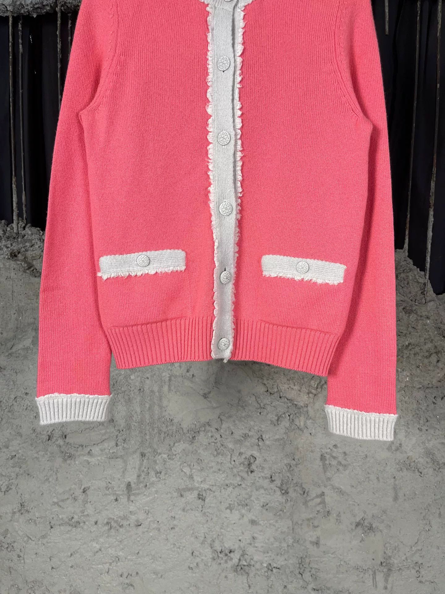 Chanel Chanel Pink Knit Cardigan Size 34 Size XS / US 0-2 / IT 36-38 - 5 Thumbnail