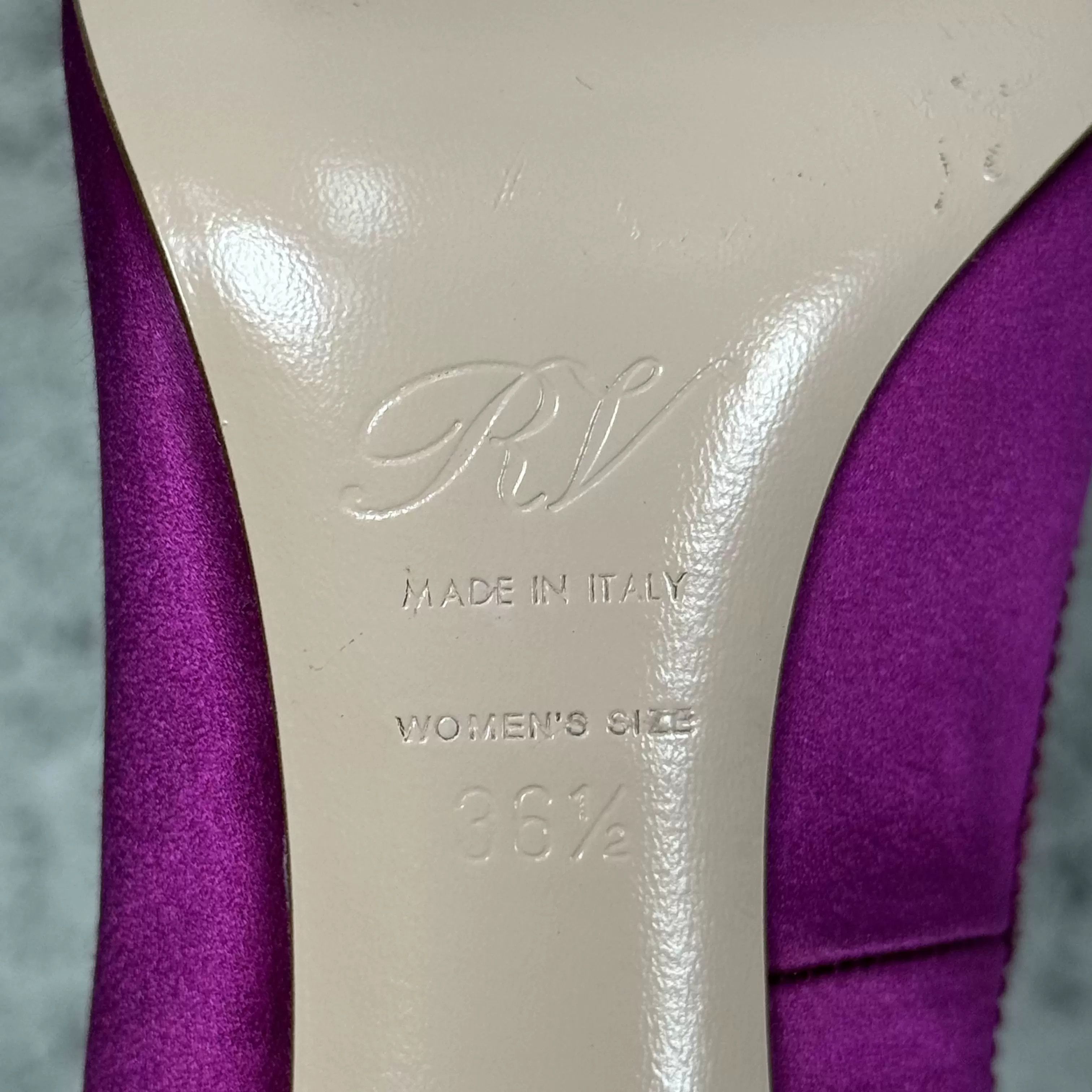 Roger Vivier Roger Vivier Crystal Buckle Satin Heels Size 36.5 Size US 6.5 / IT 36.5 - 10 Thumbnail