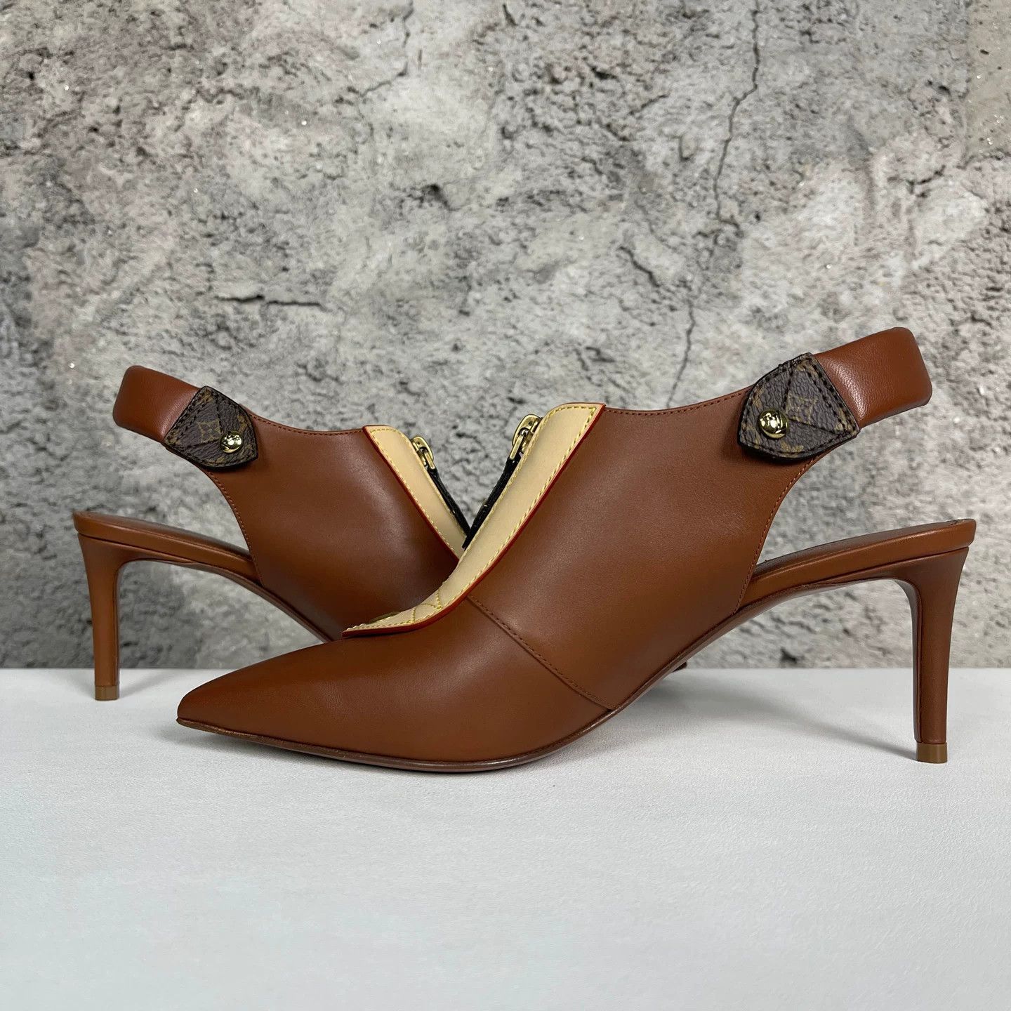 Louis Vuitton Louis Vuitton Monogram Slingback Heels Size 37 Size US 7 / IT 37 - 7 Thumbnail