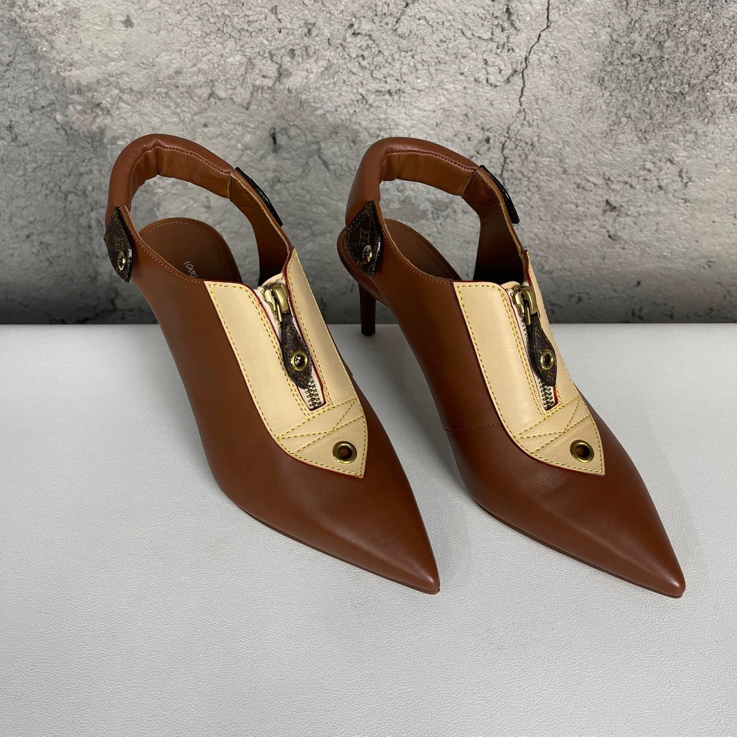 Louis Vuitton Louis Vuitton Monogram Slingback Heels Size 37 Size US 7 / IT 37 - 2 Thumbnail