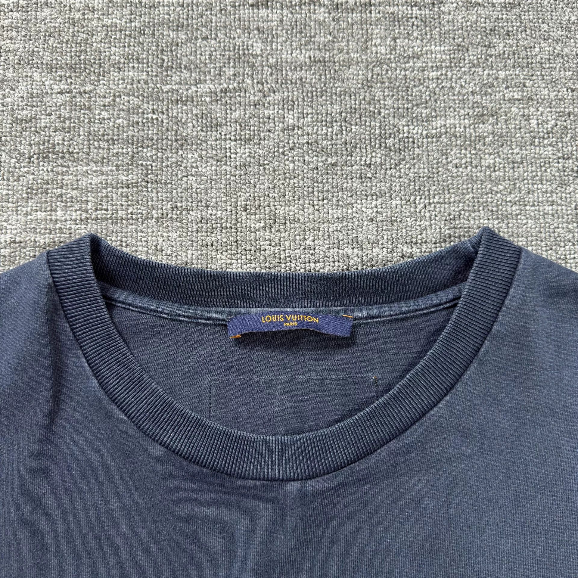 Louis Vuitton Louis Vuitton Staples Edition T-Shirt Size XXL Size US XXL / EU 58 / 5 - 3 Thumbnail