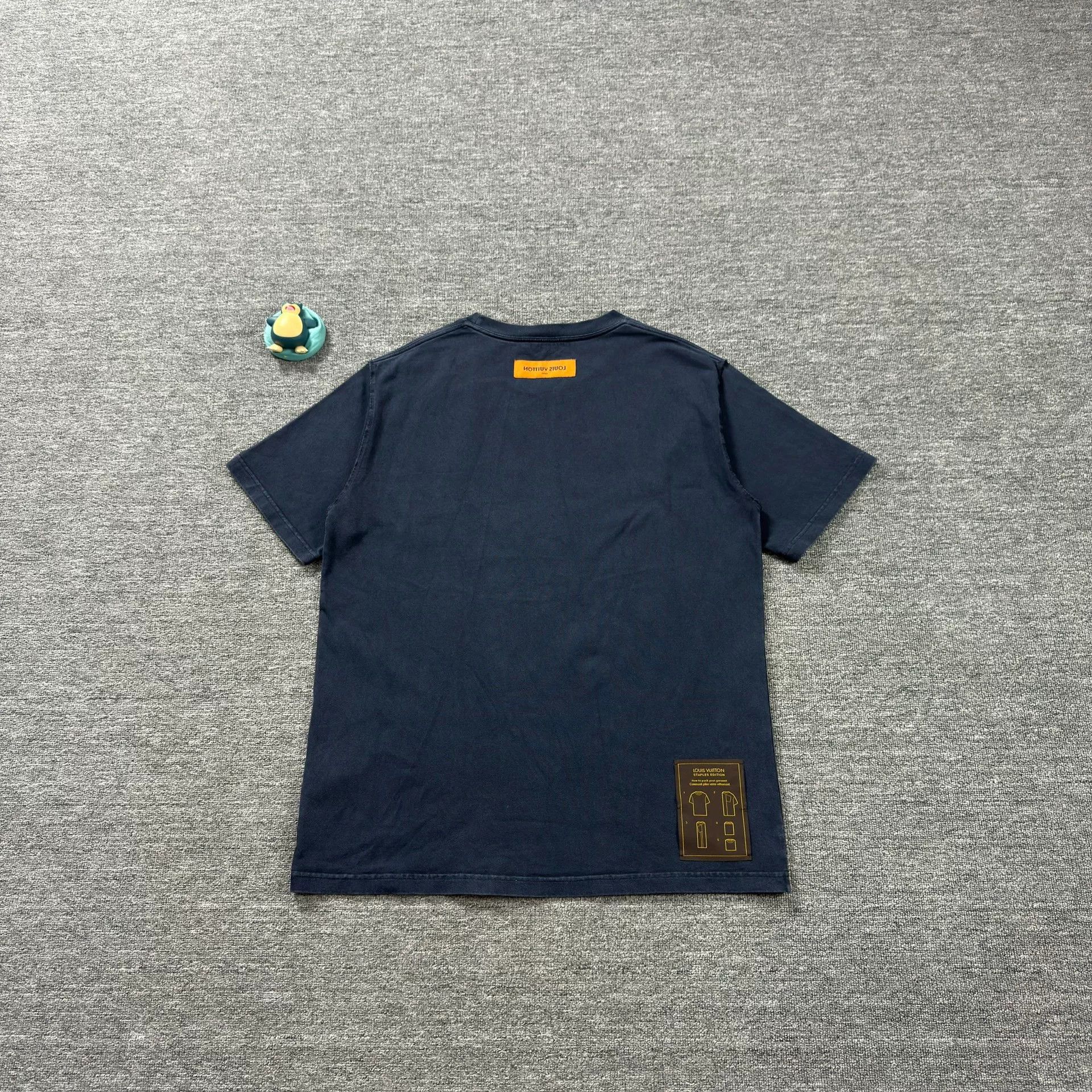 Louis Vuitton Louis Vuitton Staples Edition T-Shirt Size XXL Size US XXL / EU 58 / 5 - 9 Thumbnail