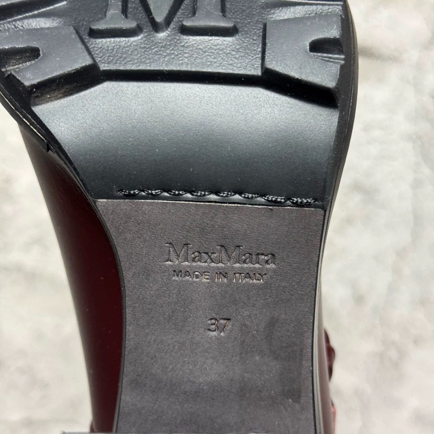 Max Mara Max Mara Lug Sole Mary Jane Heels Size 37 Size US 7 / IT 37 - 10 Thumbnail