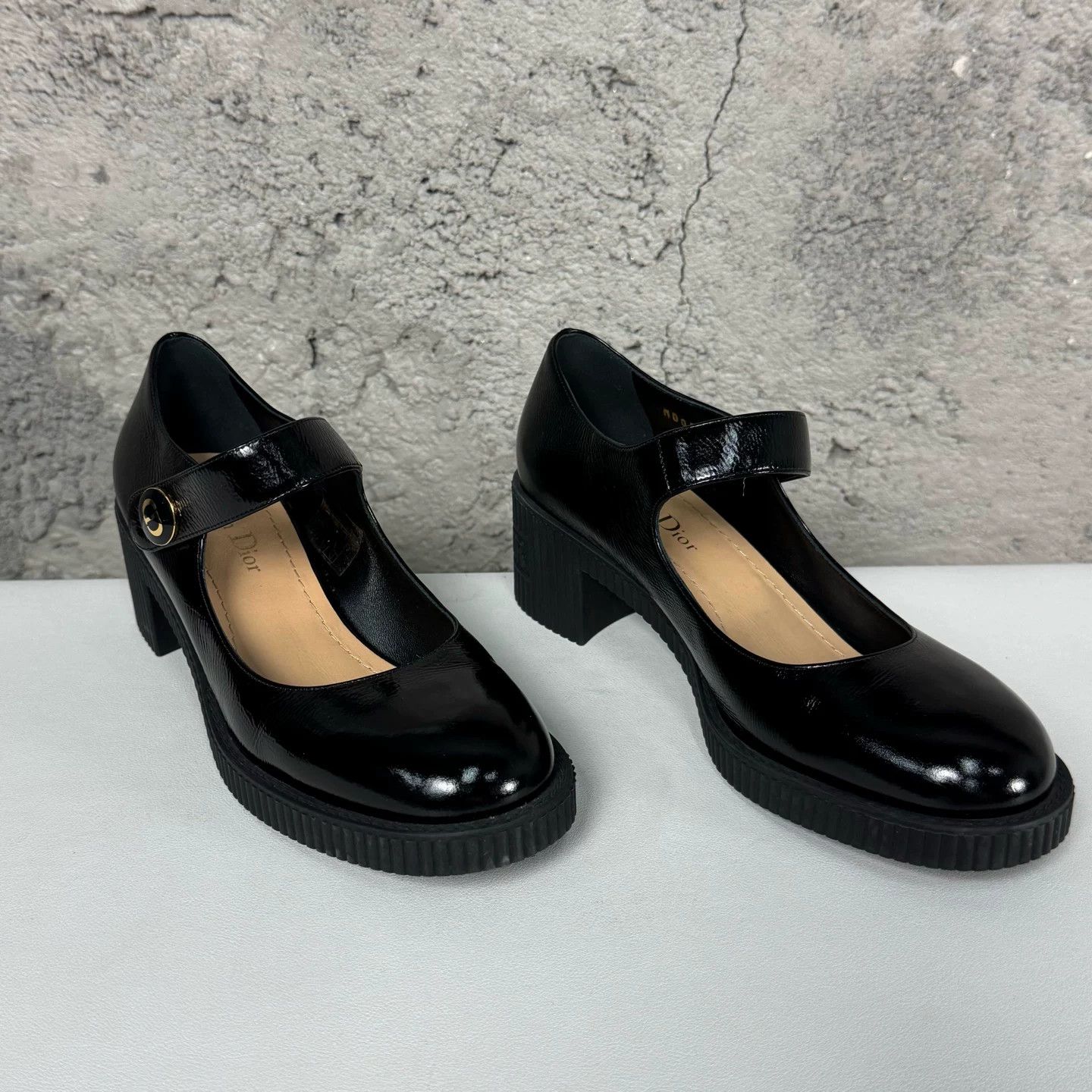 Dior Dior Patent Mary Jane Heels Size 36.5 Size US 5.5 / IT 35.5 - 2 Thumbnail