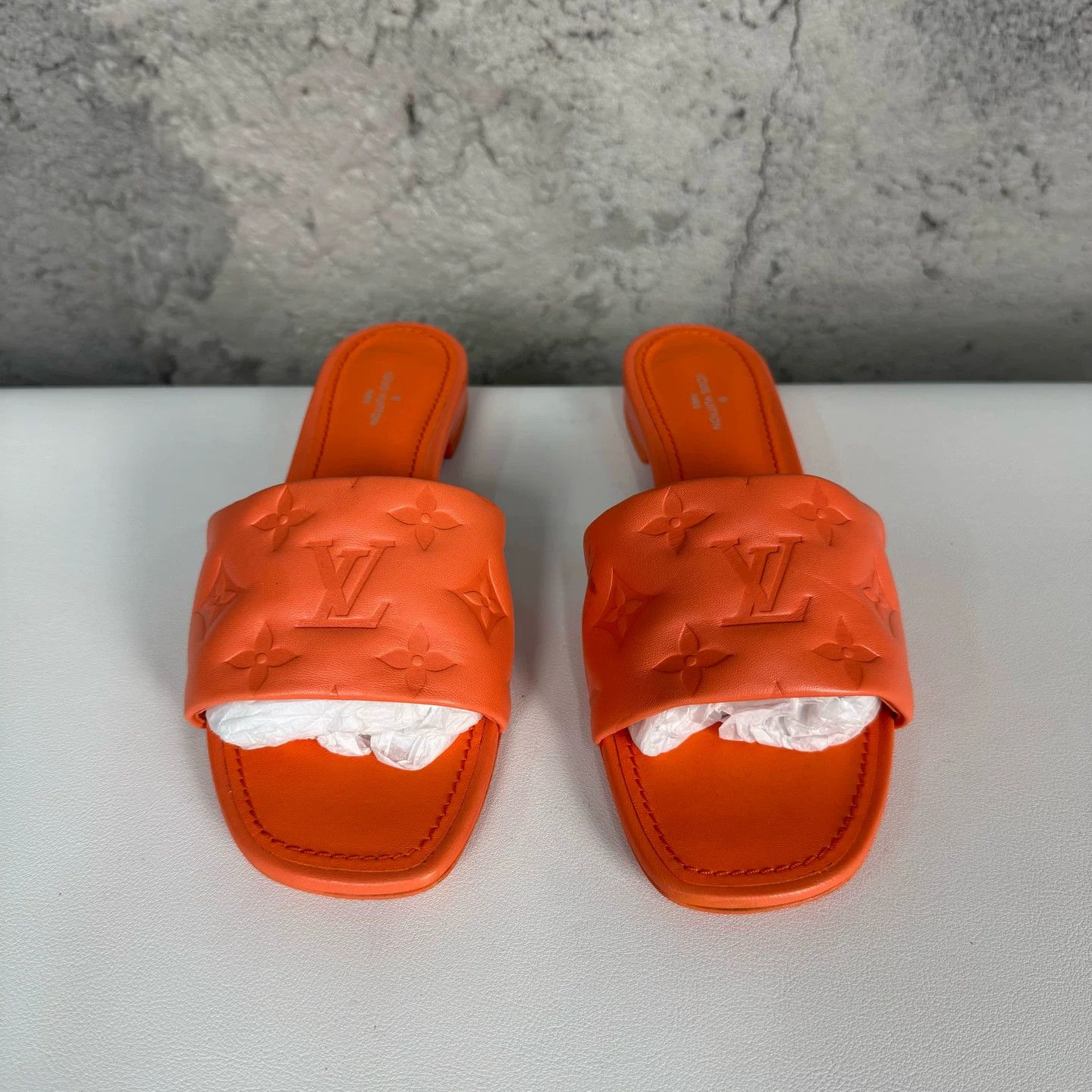 Louis Vuitton Louis Vuitton Orange Embossed Monogram Slides Size 37 Size US 7 / IT 37 - 8 Thumbnail