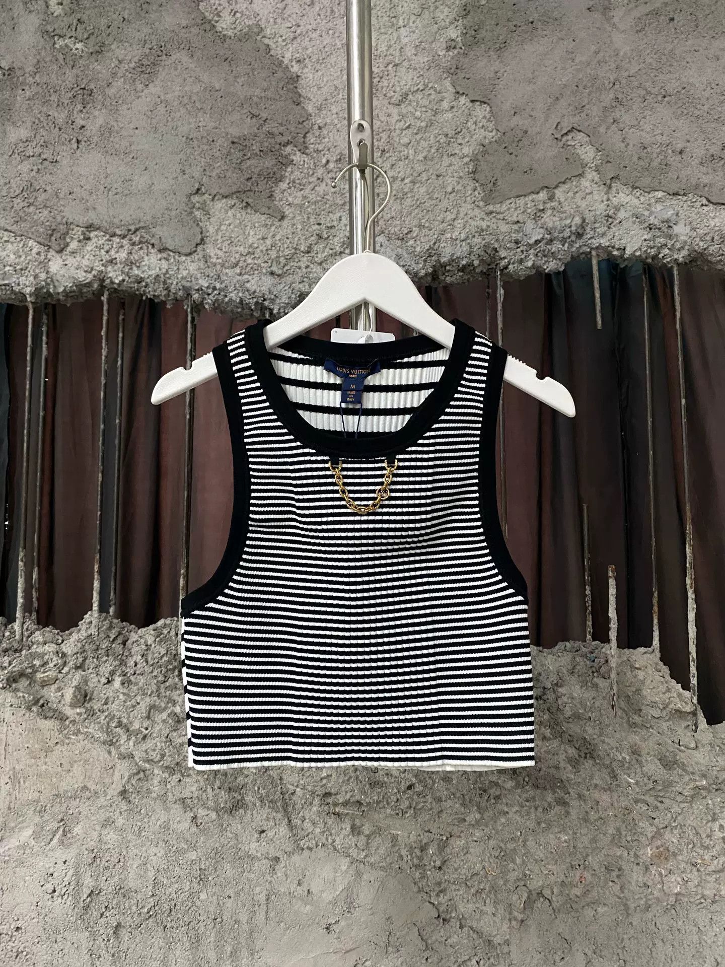 Louis Vuitton Louis Vuitton Striped Knit Tank Top Size M Size M / US 6-8 / IT 42-44 - 2 Thumbnail