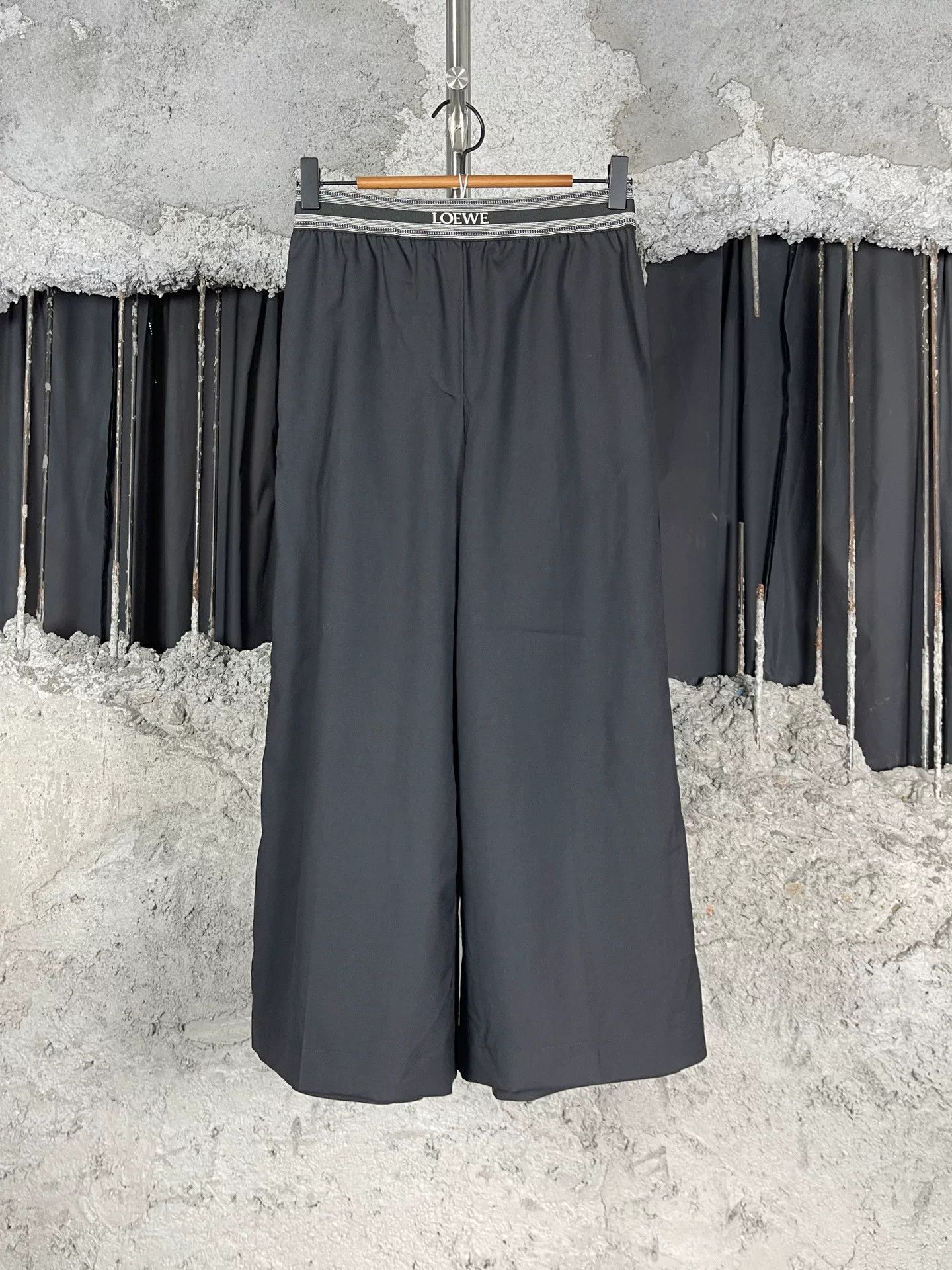Loewe Loewe Wool Wide Leg Pants Size XS Size 26" / US 2 / IT 38 - 2 Thumbnail