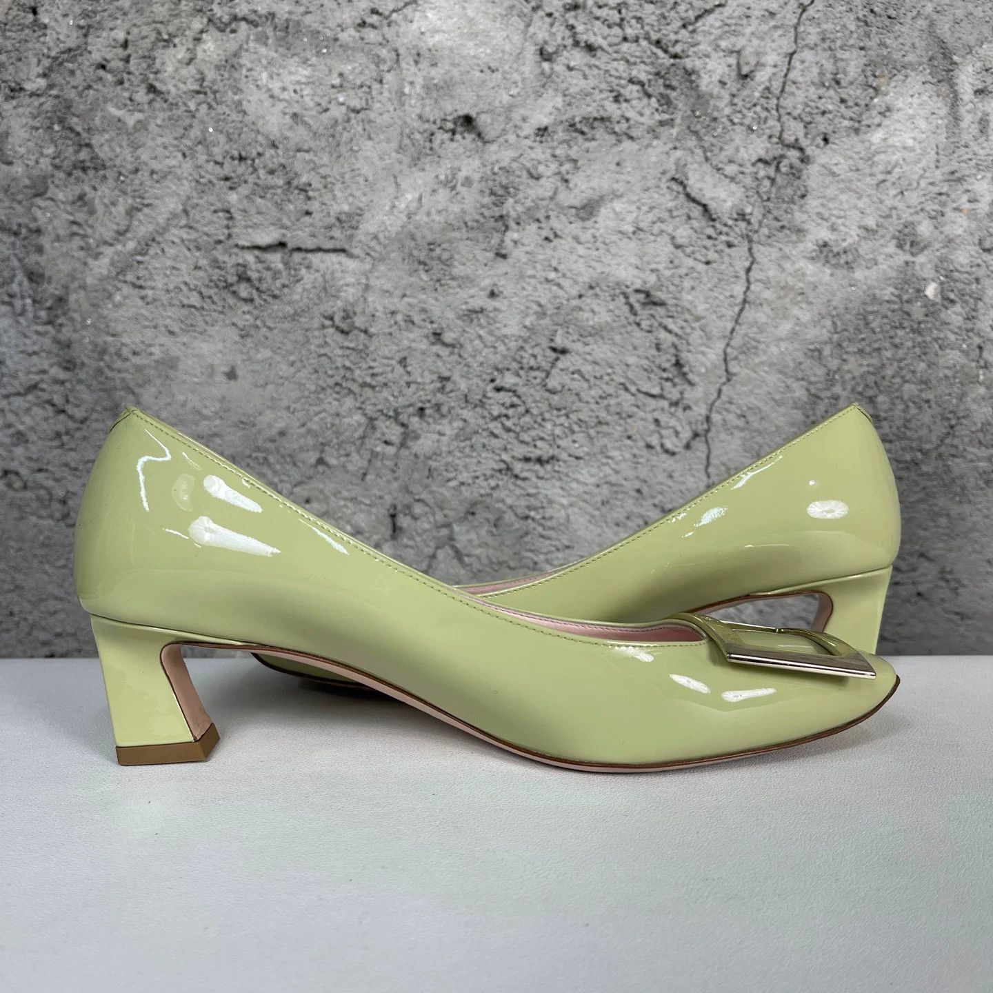 Roger Vivier Roger Vivier Patent Heels Size 36.5 Size US 6.5 / IT 36.5 - 6 Thumbnail
