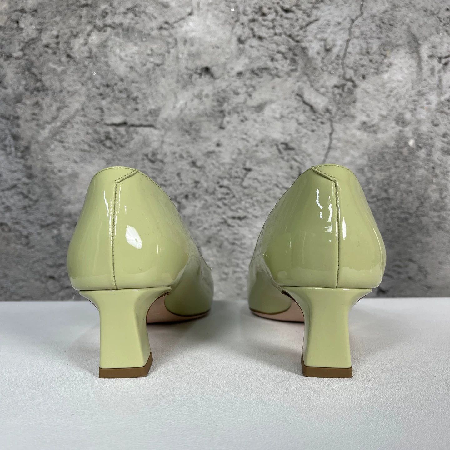 Roger Vivier Roger Vivier Patent Heels Size 36.5 Size US 6.5 / IT 36.5 - 5 Thumbnail