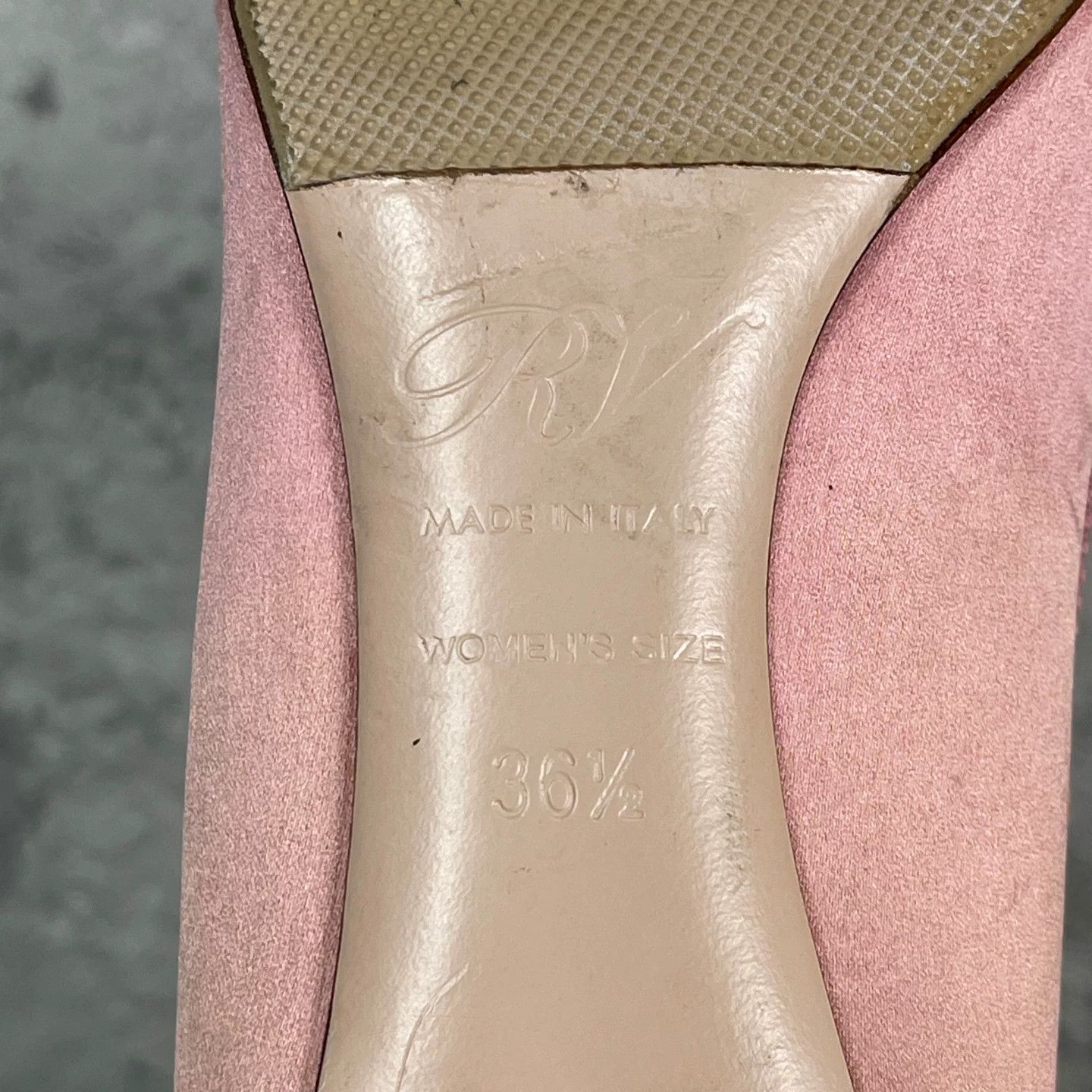 Roger Vivier Roger Vivier Rhinestone Buckle Pumps Size 36.5 Size US 6.5 / IT 36.5 - 10 Thumbnail