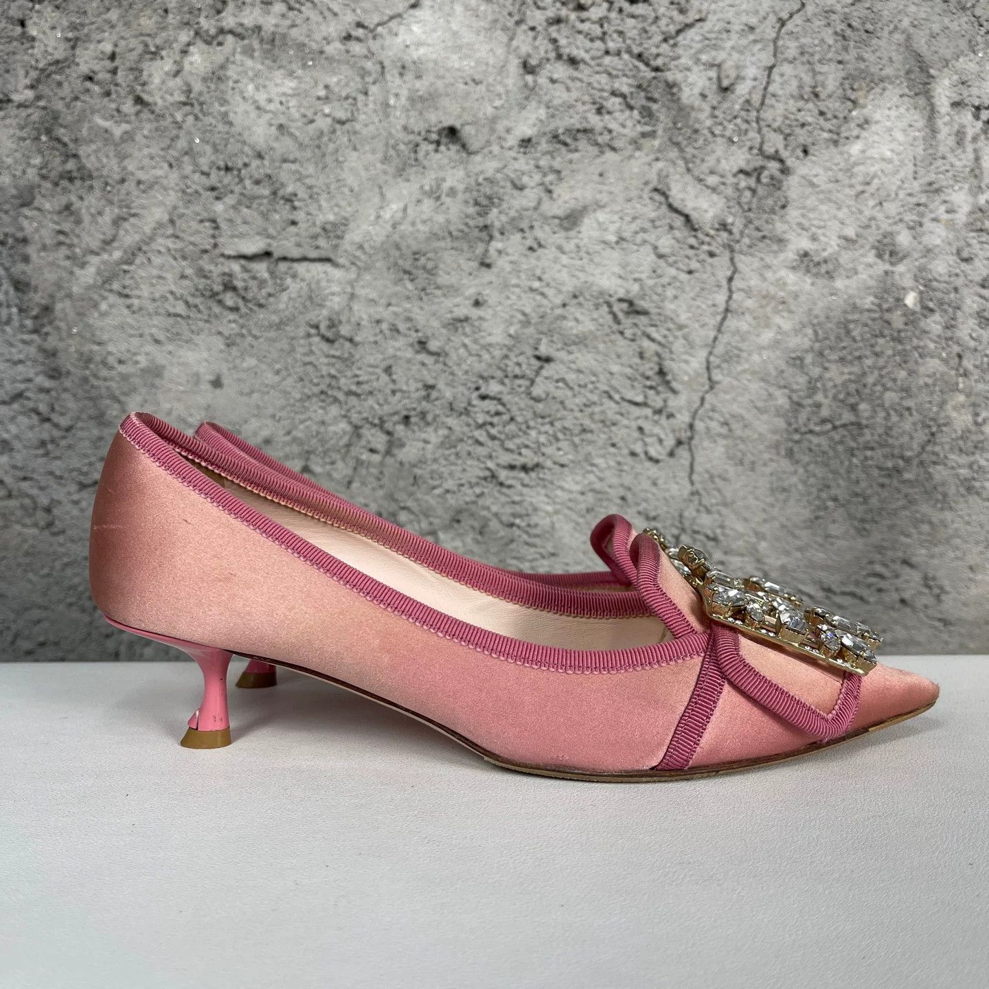 Roger Vivier Roger Vivier Rhinestone Buckle Pumps Size 36.5 Size US 6.5 / IT 36.5 - 3 Thumbnail