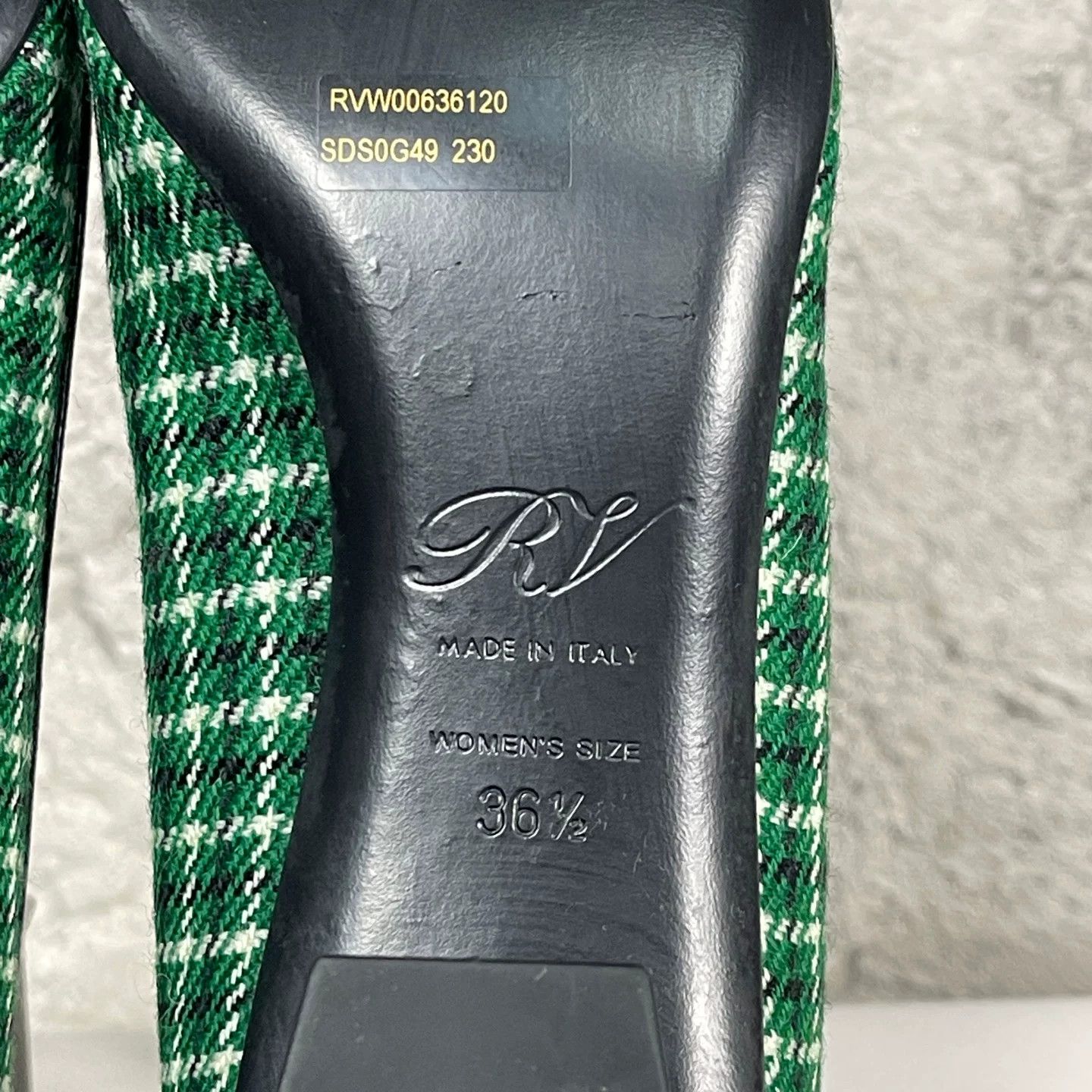 Roger Vivier Roger Vivier Green Checkered Heels Size 36.5 Size US 6.5 / IT 36.5 - 10 Thumbnail