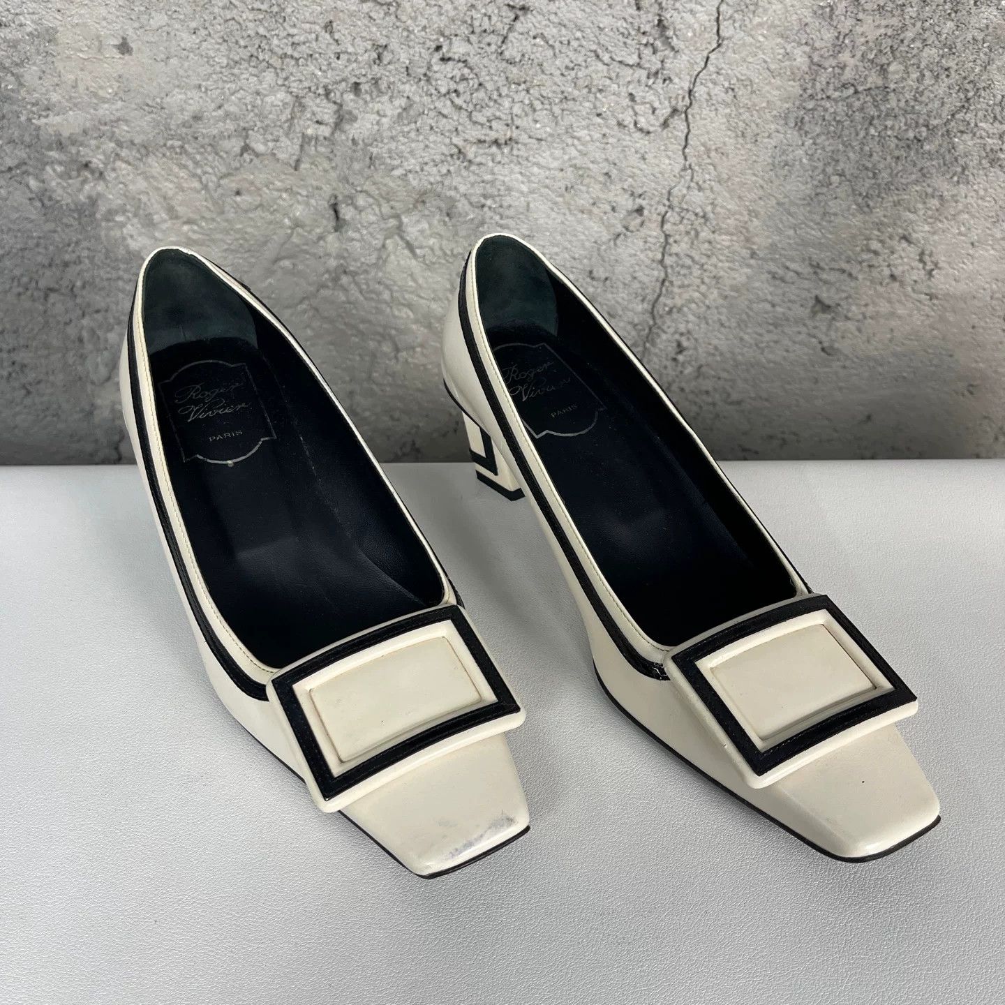 Roger Vivier Roger Vivier Two-Tone Square Buckle Pumps Size 36 Size US 6 / IT 36 - 2 Thumbnail