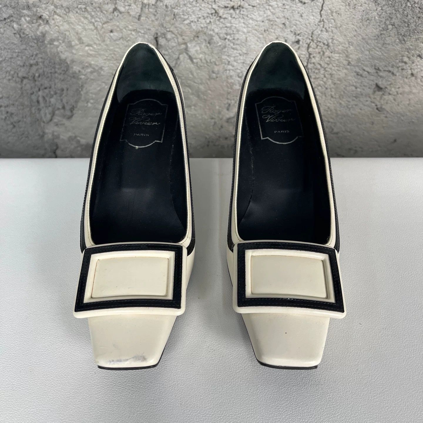 Roger Vivier Roger Vivier Two-Tone Square Buckle Pumps Size 36 Size US 6 / IT 36 - 8 Thumbnail