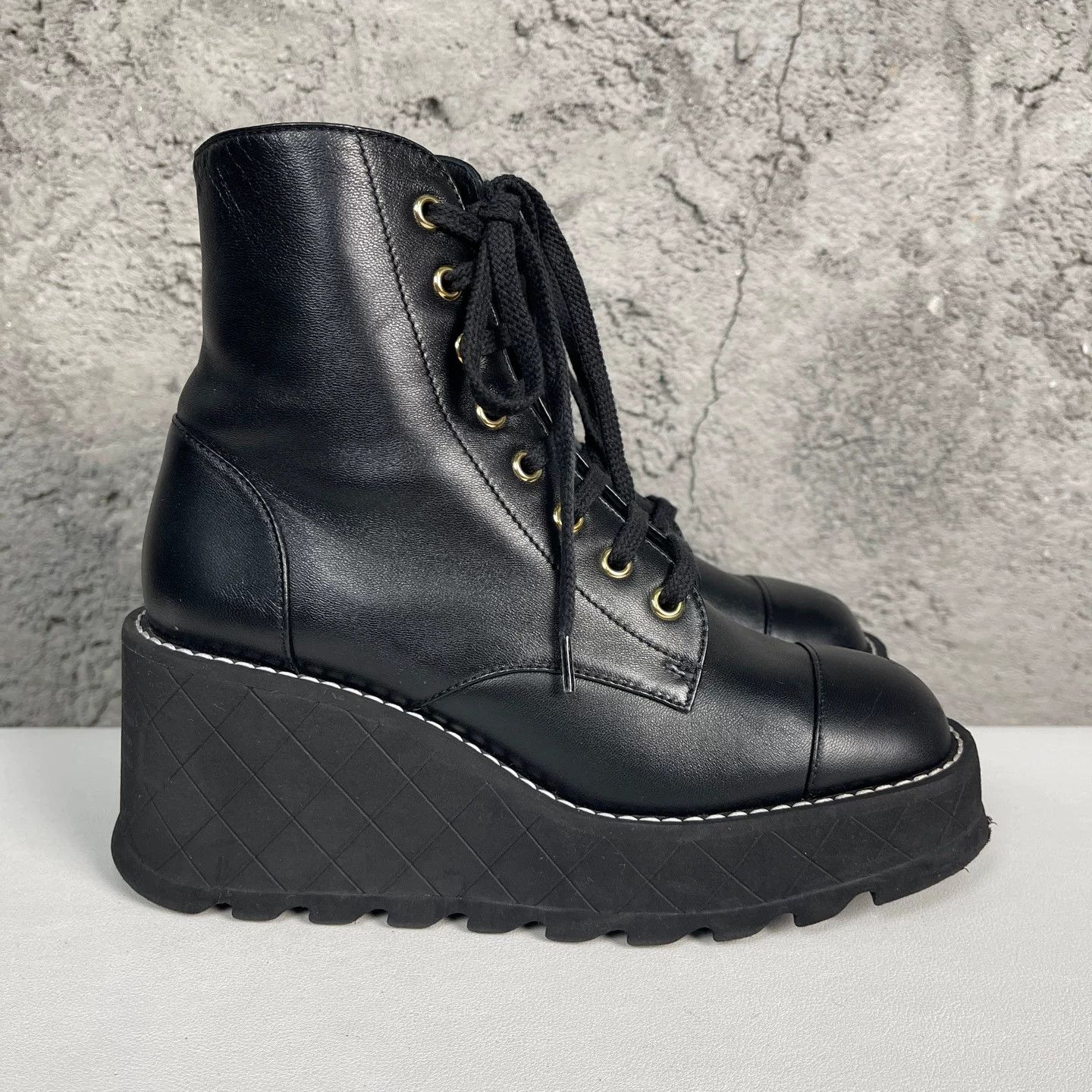 Chanel Chanel Quilted Platform Boots Size 36.5 Size US 6.5 / IT 36.5 - 3 Thumbnail