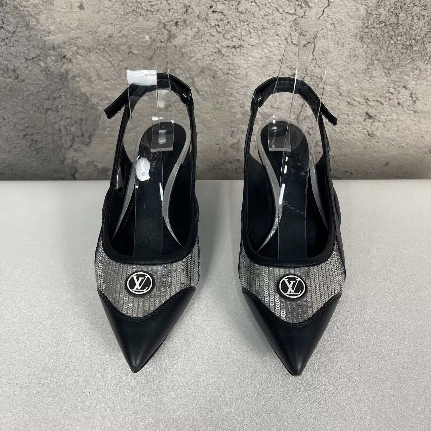 Louis Vuitton Louis Vuitton Sequin Kitten Heels Size 37 Size US 7 / IT 37 - 8 Thumbnail