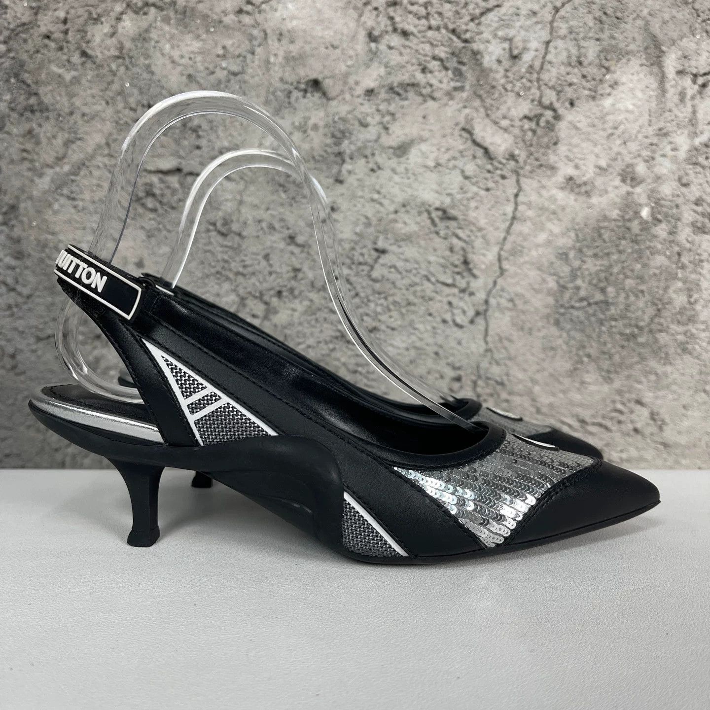 Louis Vuitton Louis Vuitton Sequin Kitten Heels Size 37 Size US 7 / IT 37 - 3 Thumbnail