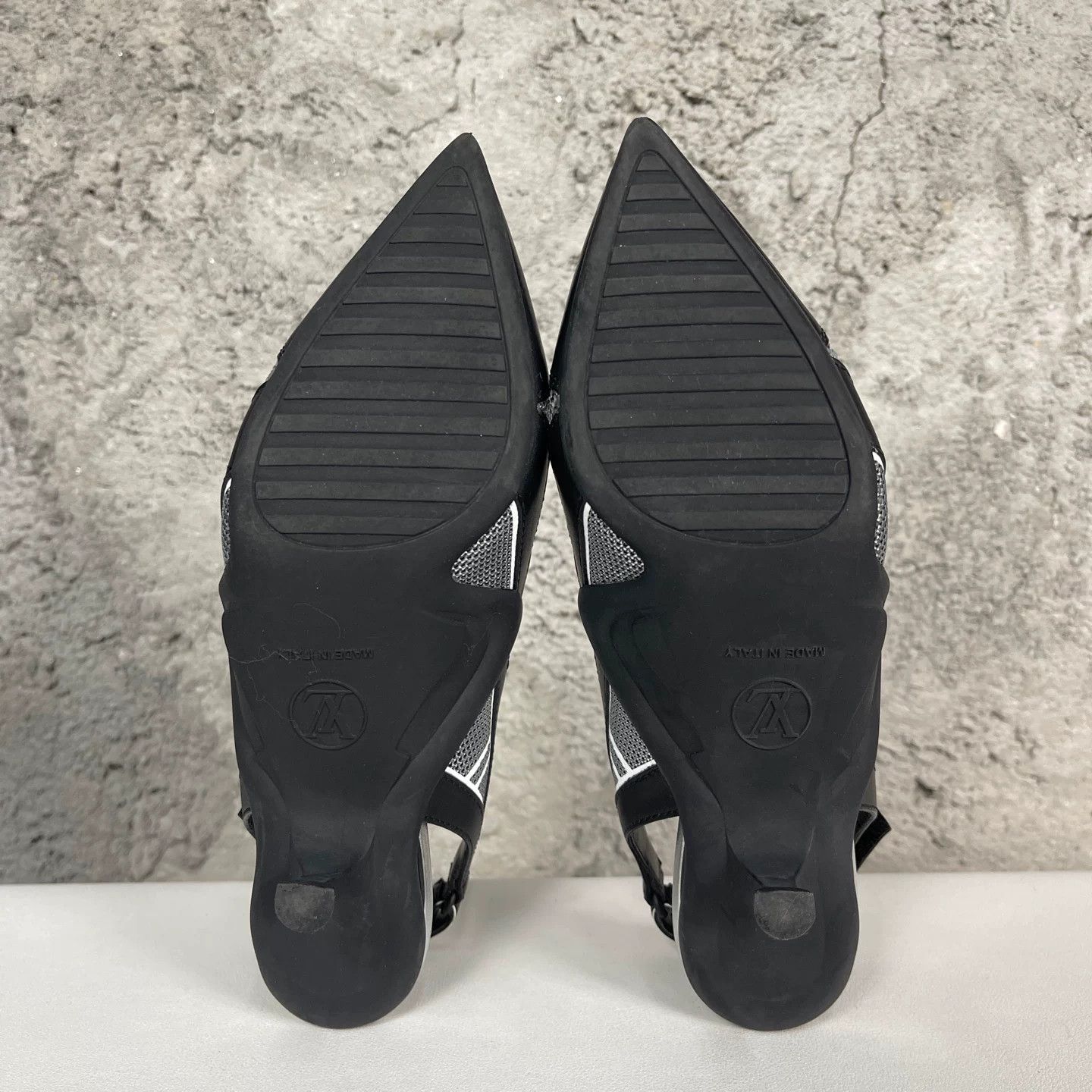 Louis Vuitton Louis Vuitton Sequin Kitten Heels Size 37 Size US 7 / IT 37 - 7 Thumbnail