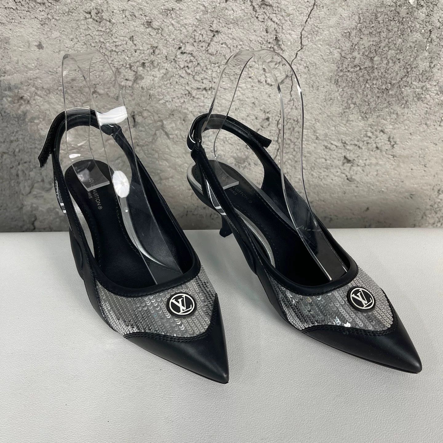 Louis Vuitton Louis Vuitton Sequin Kitten Heels Size 37 Size US 7 / IT 37 - 2 Thumbnail