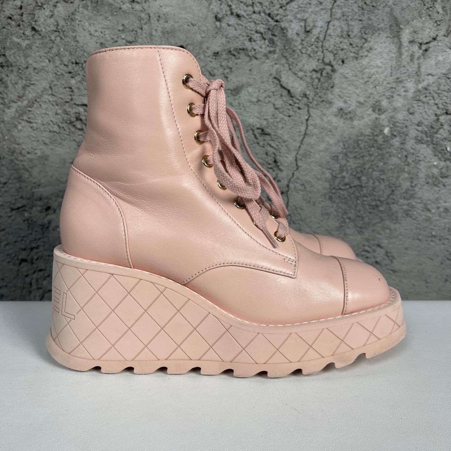 Chanel Chanel Pink Leather Platform Boots Size 36.5 Size US 6.5 / IT 36.5 - 3 Thumbnail
