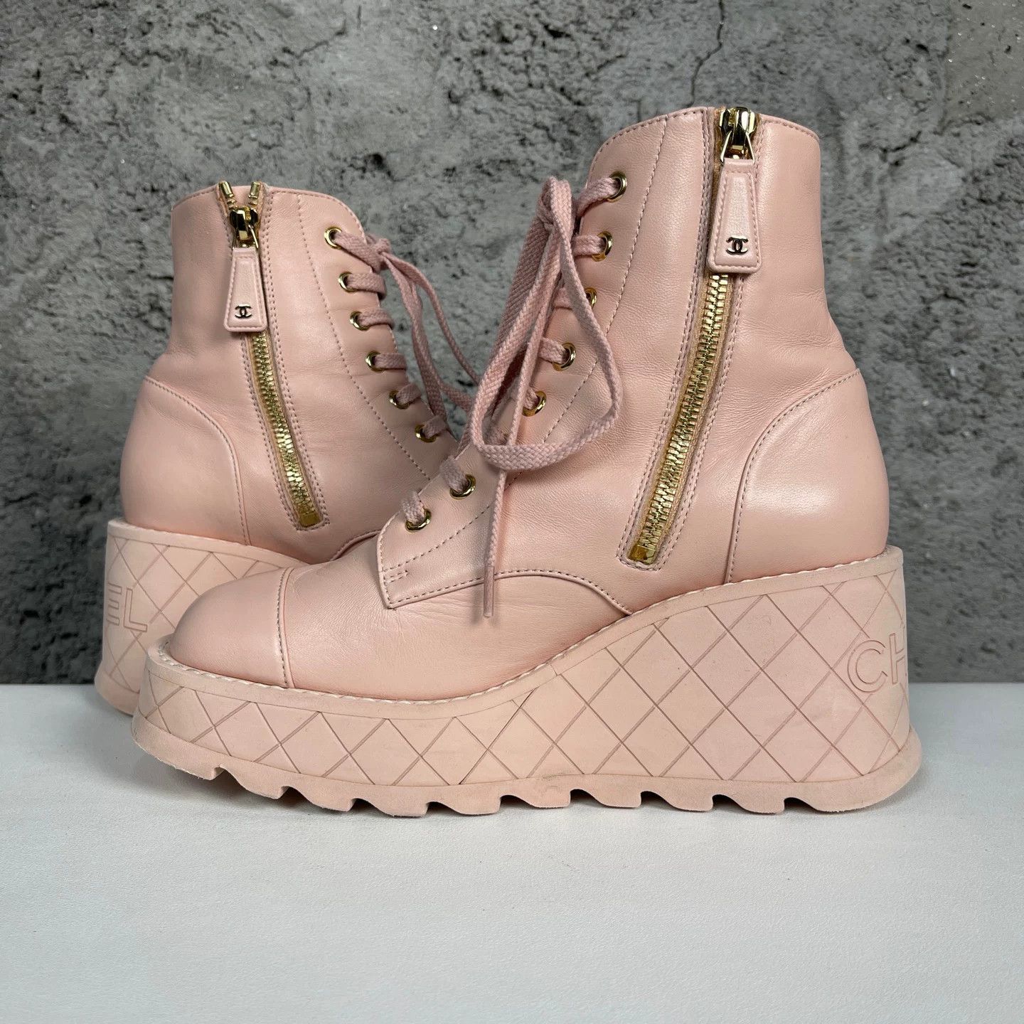 Chanel Chanel Pink Leather Platform Boots Size 36.5 Size US 6.5 / IT 36.5 - 7 Thumbnail