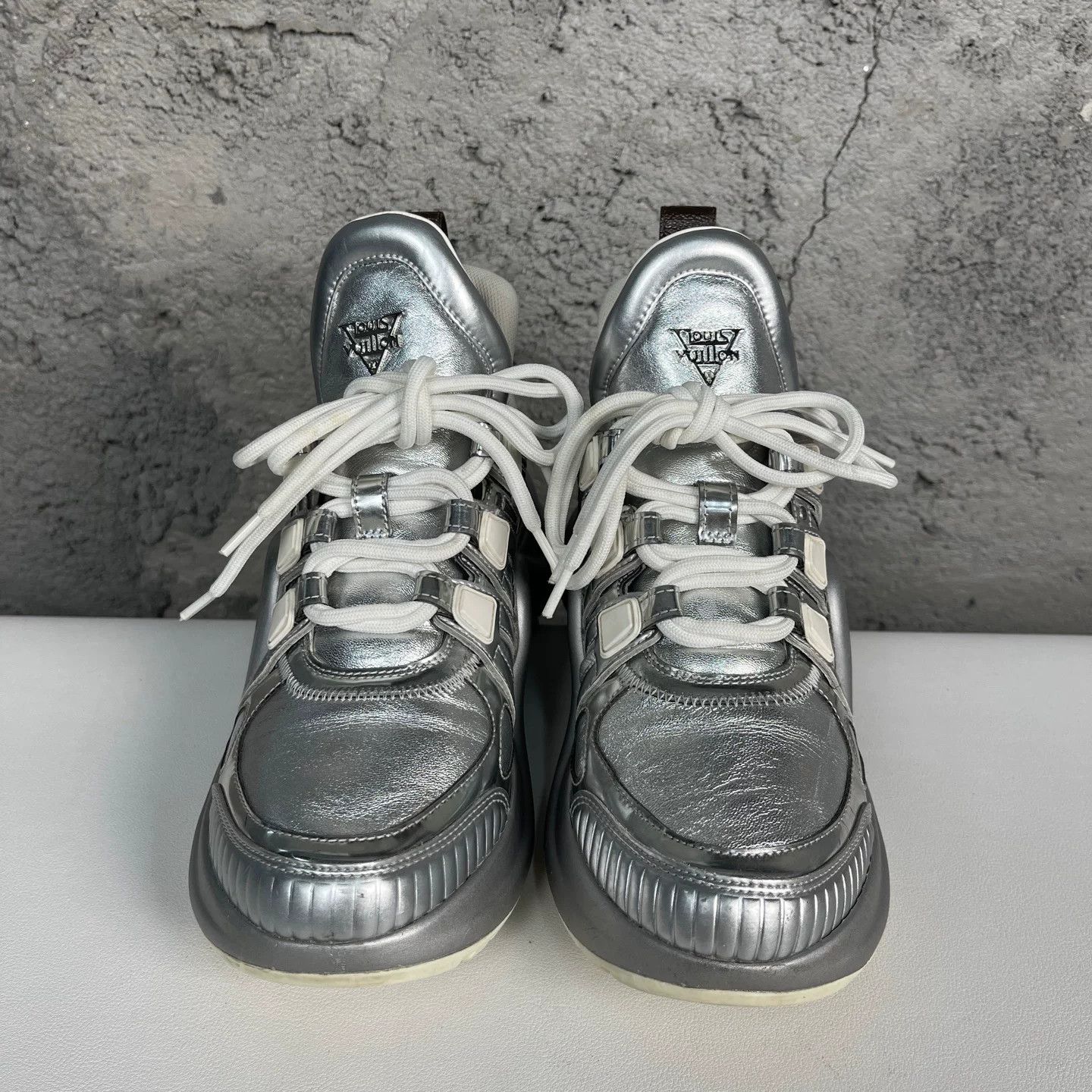 Louis Vuitton Louis Vuitton Silver Archlight Sneakers Size 36 Size US 6 / IT 36 - 8 Thumbnail