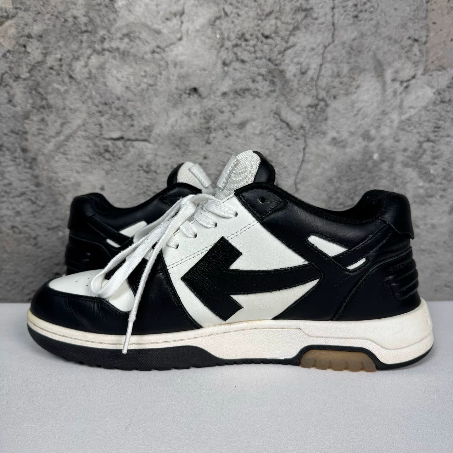 Off-White Off-White Out of Office Low-Top Sneakers Size 44 Size US 11 / EU 44 - 7 Thumbnail