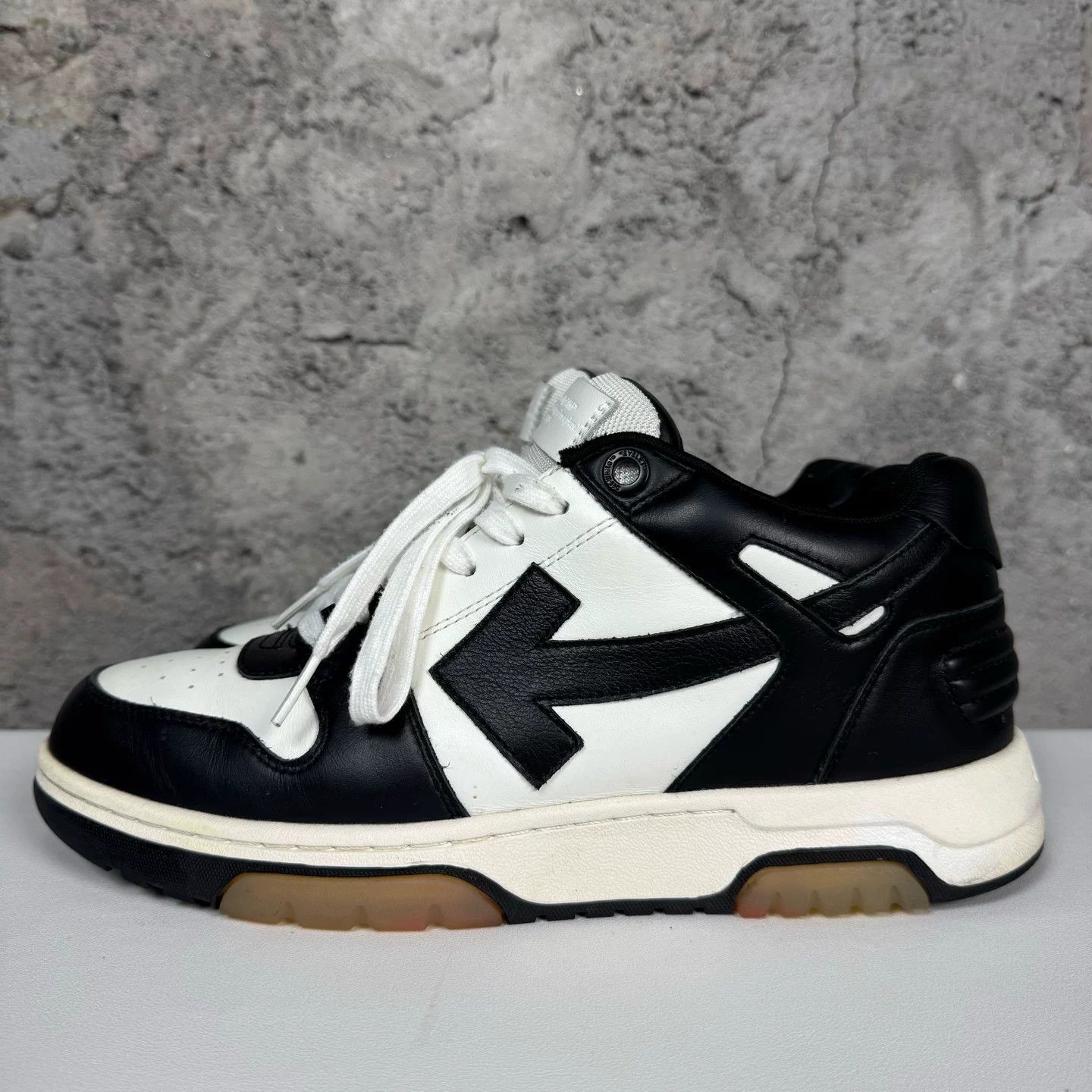 Off-White Off-White Out of Office Low-Top Sneakers Size 44 Size US 11 / EU 44 - 4 Thumbnail