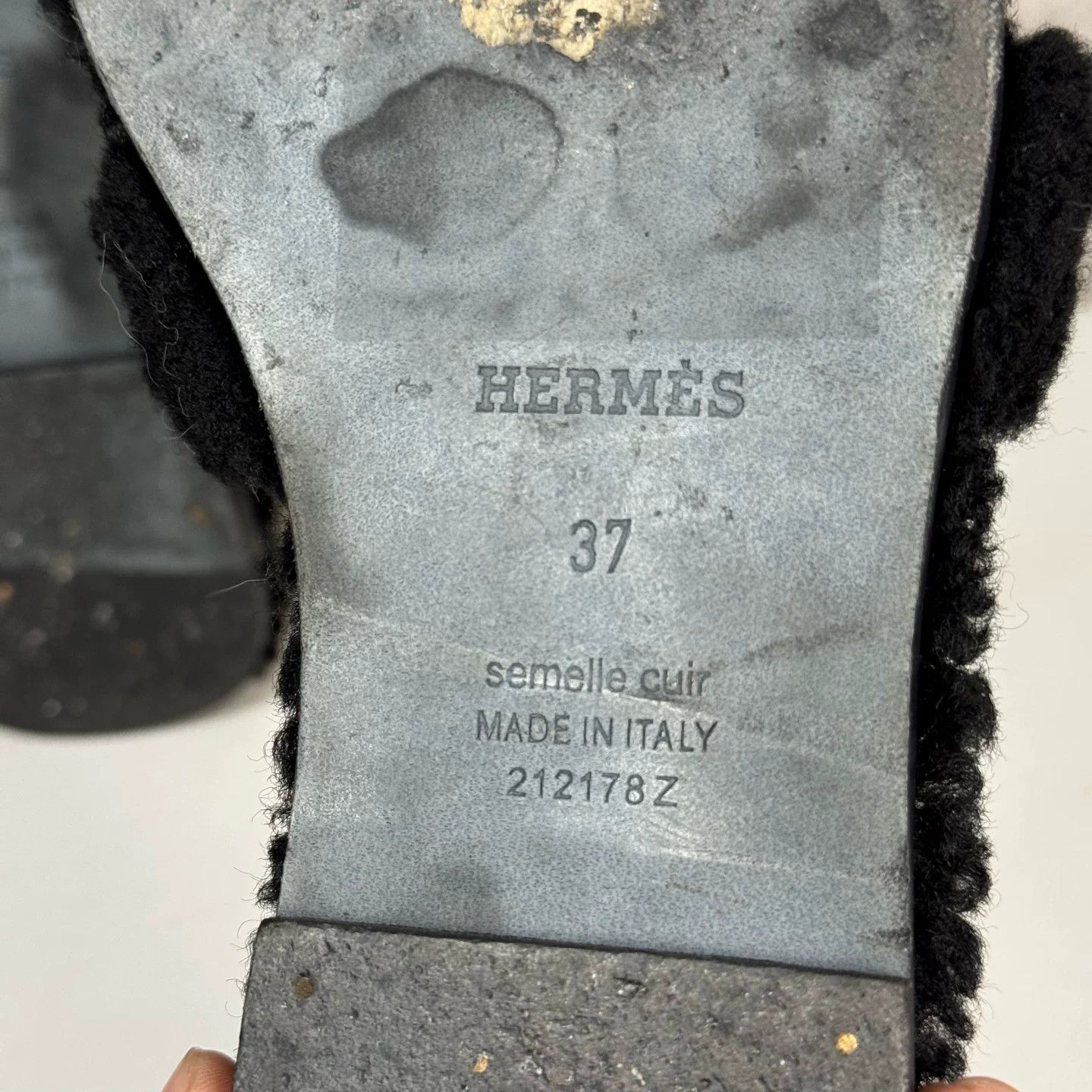 Hermes Hermes Shearling Sandals Size 37 Size US 7 / IT 37 - 10 Thumbnail