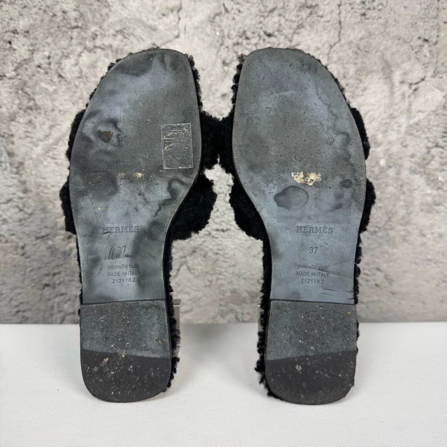 Hermes Hermes Shearling Sandals Size 37 Size US 7 / IT 37 - 9 Thumbnail