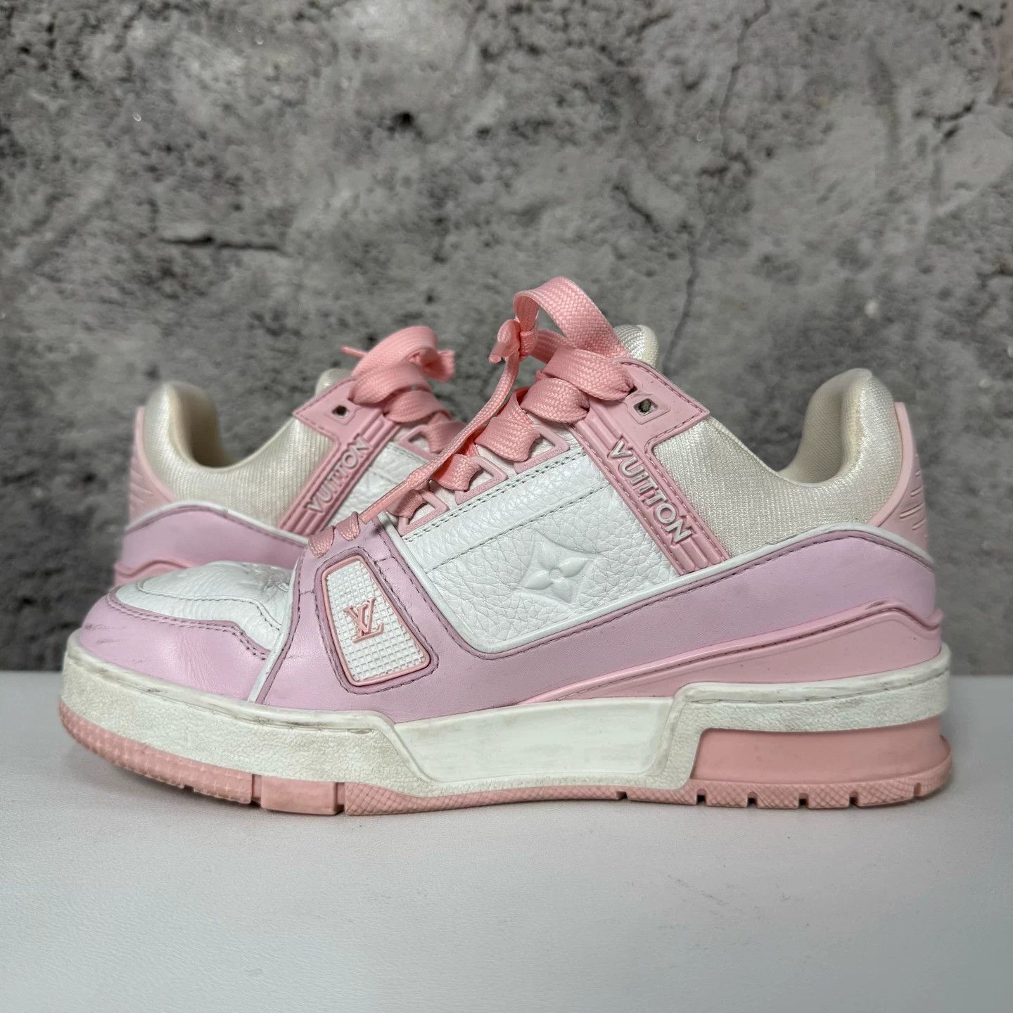 Louis Vuitton Louis Vuitton Trainer Low-Top Sneakers Size 35 Size US 5 / IT 35 - 7 Thumbnail