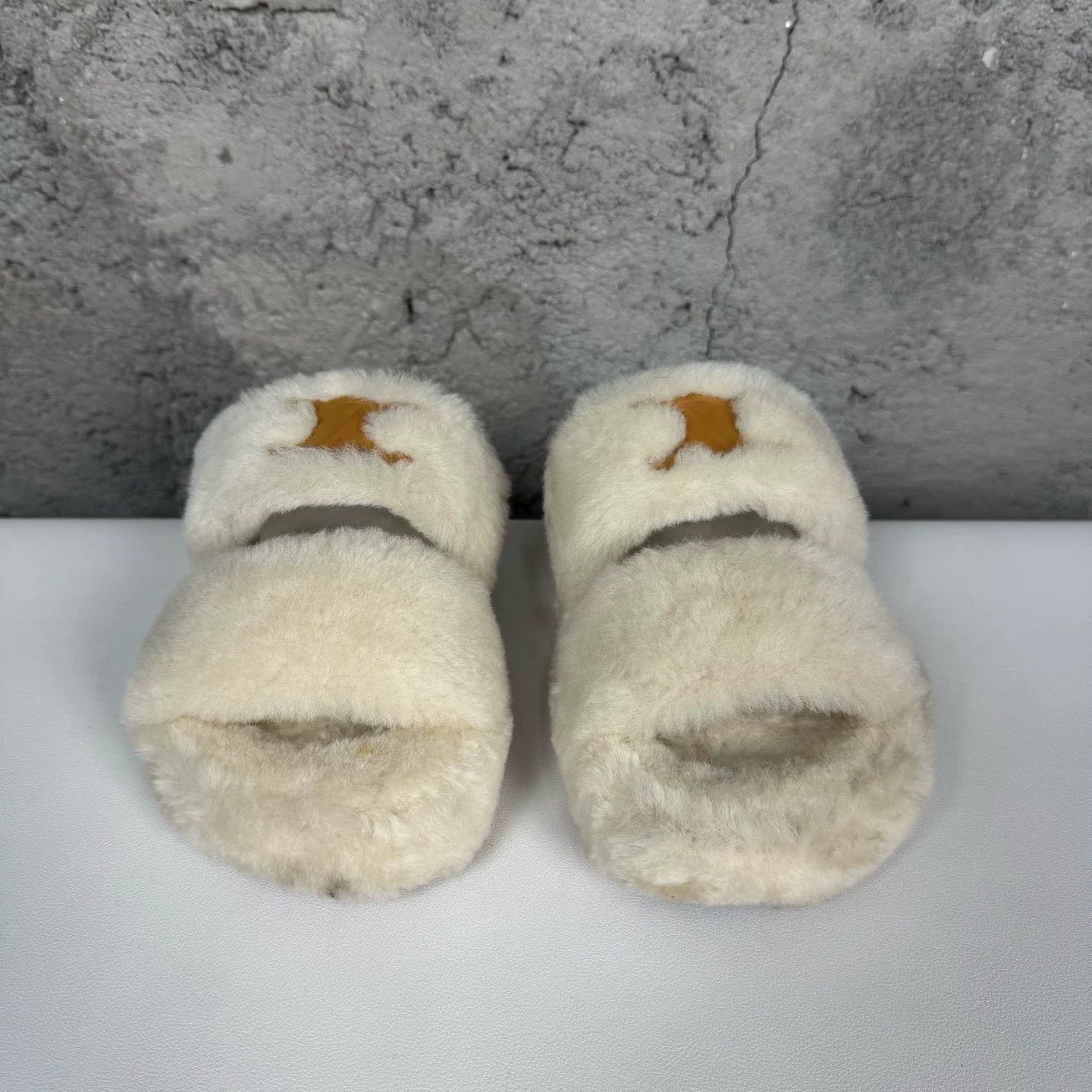 Celine Celine Triomphe Shearling Sandals Size 37 Size US 7 / IT 37 - 8 Thumbnail