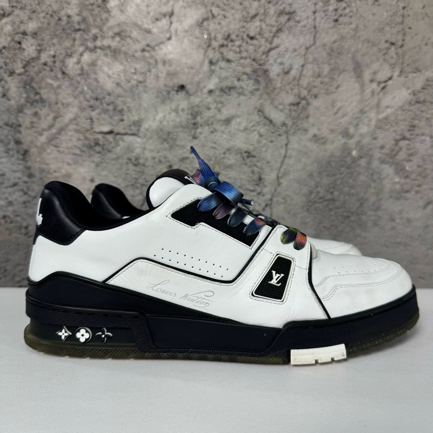 Louis Vuitton Louis Vuitton LV Trainer #54 Sneakers Size US 9 / EU 42 Size US 9 / EU 42 - 3 Thumbnail