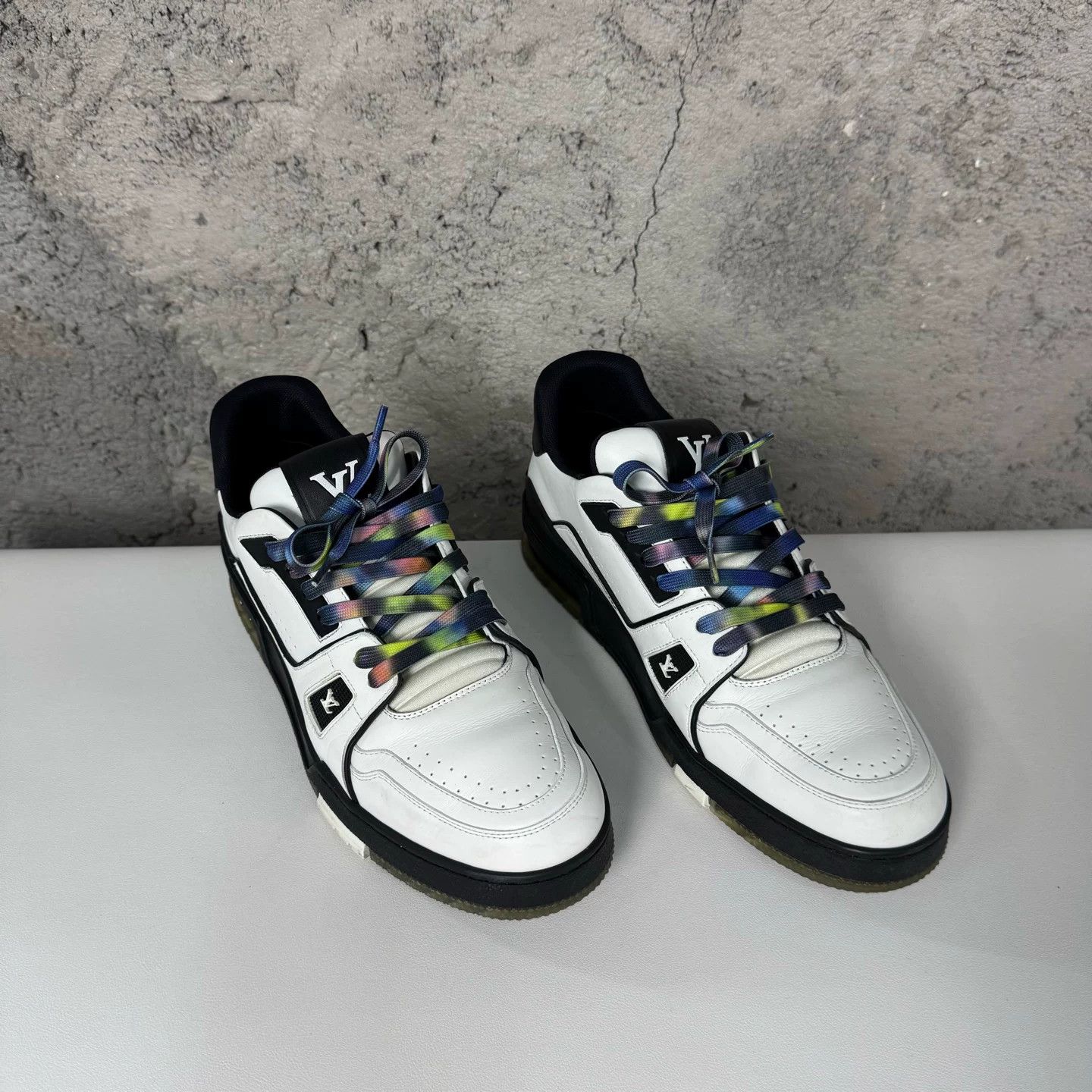 Louis Vuitton Louis Vuitton LV Trainer #54 Sneakers Size US 9 / EU 42 Size US 9 / EU 42 - 2 Thumbnail