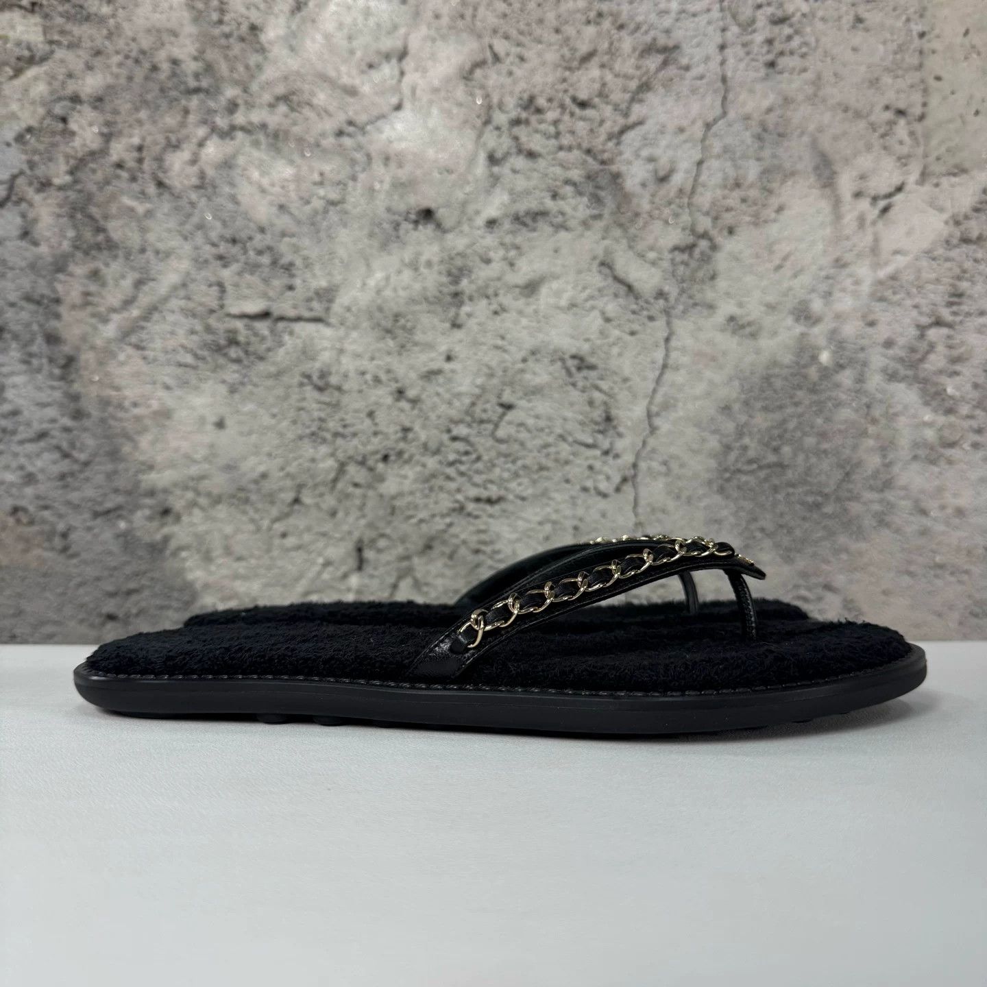 Chanel Chanel Chain Detail Thong Sandals Size 39 Size US 9 / IT 39 - 3 Thumbnail