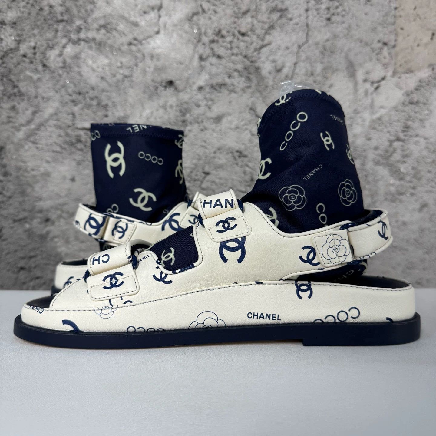 Chanel Chanel Logo Strap Sandals Size 39 Size US 9 / IT 39 - 7 Thumbnail