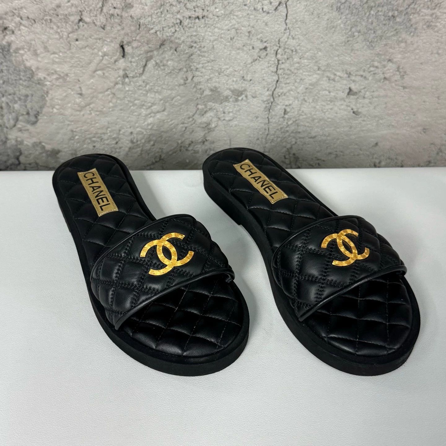 Chanel Chanel Quilted CC Logo Sandals Size 39 Size US 9 / IT 39 - 2 Thumbnail