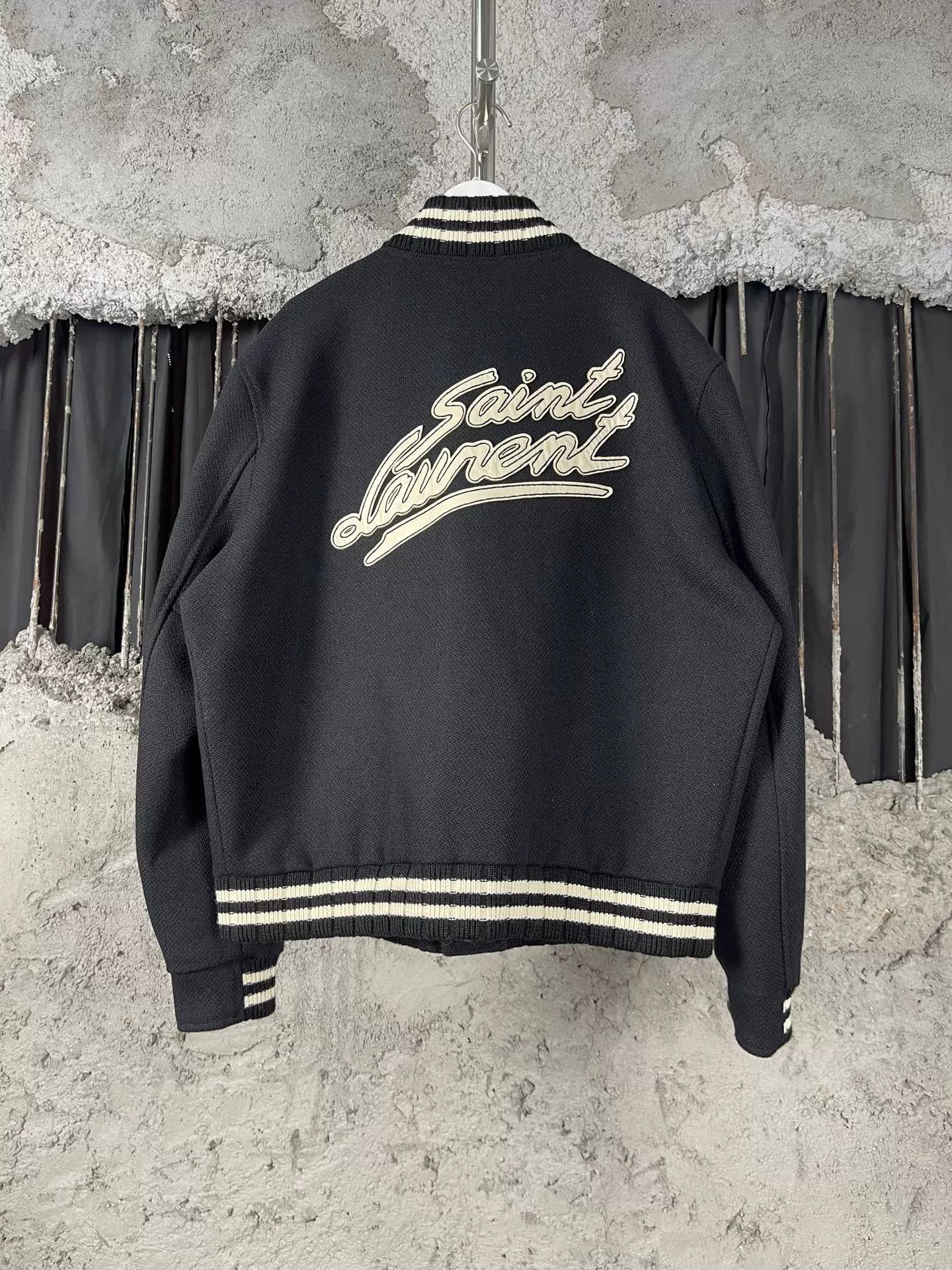 Saint Laurent Paris Saint Laurent Logo Varsity Jacket Size L Size US L / EU 52-54 / 3 - 3 Thumbnail