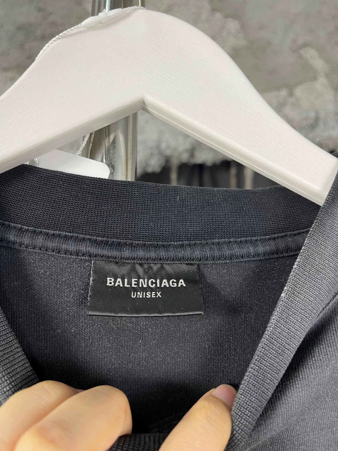 Balenciaga Balenciaga Logo Graphic T-Shirt Size S Size US S / EU 44-46 / 1 - 8 Thumbnail