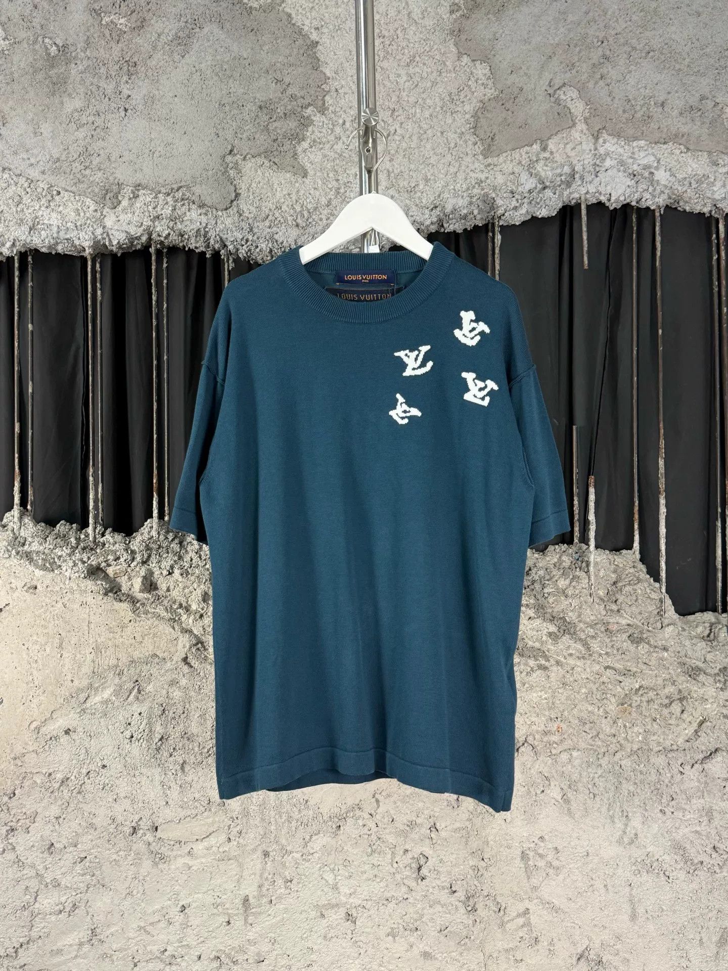 Louis Vuitton Louis Vuitton Trumpet Player Knit T-Shirt XS Size US XS / EU 42 / 0 - 2 Thumbnail