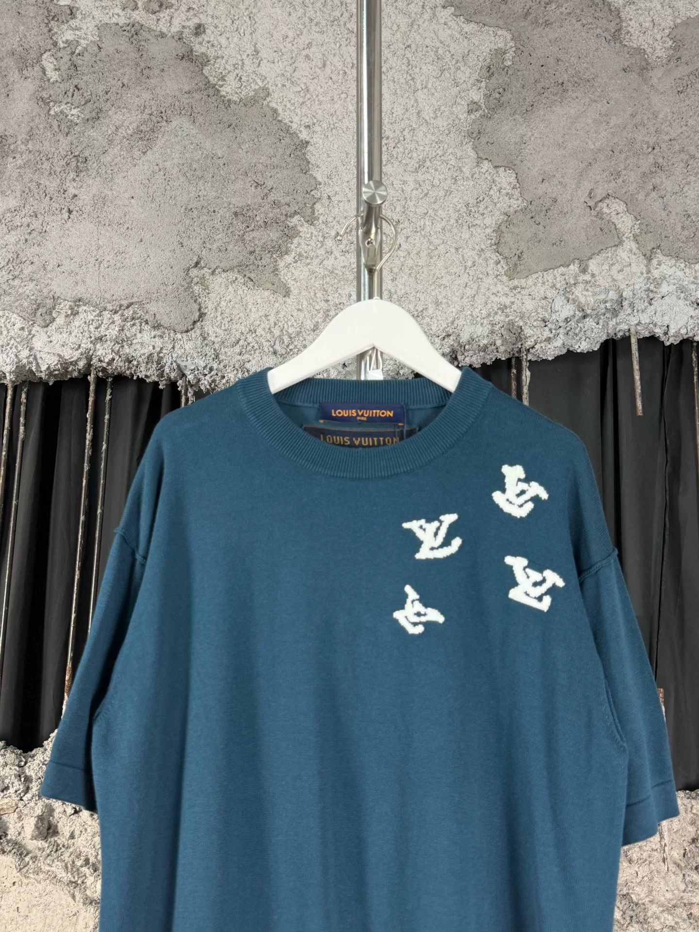 Louis Vuitton Louis Vuitton Trumpet Player Knit T-Shirt XS Size US XS / EU 42 / 0 - 4 Thumbnail