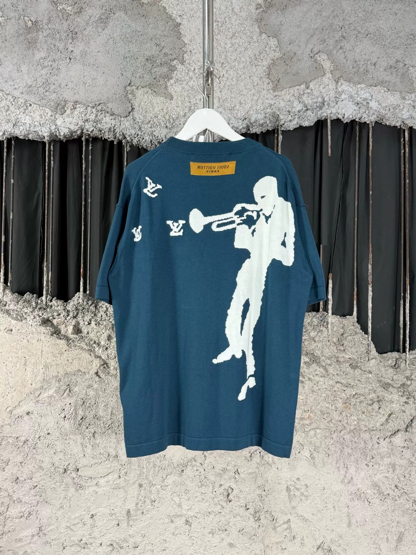 Louis Vuitton Louis Vuitton Trumpet Player Knit T-Shirt XS Size US XS / EU 42 / 0 - 3 Thumbnail