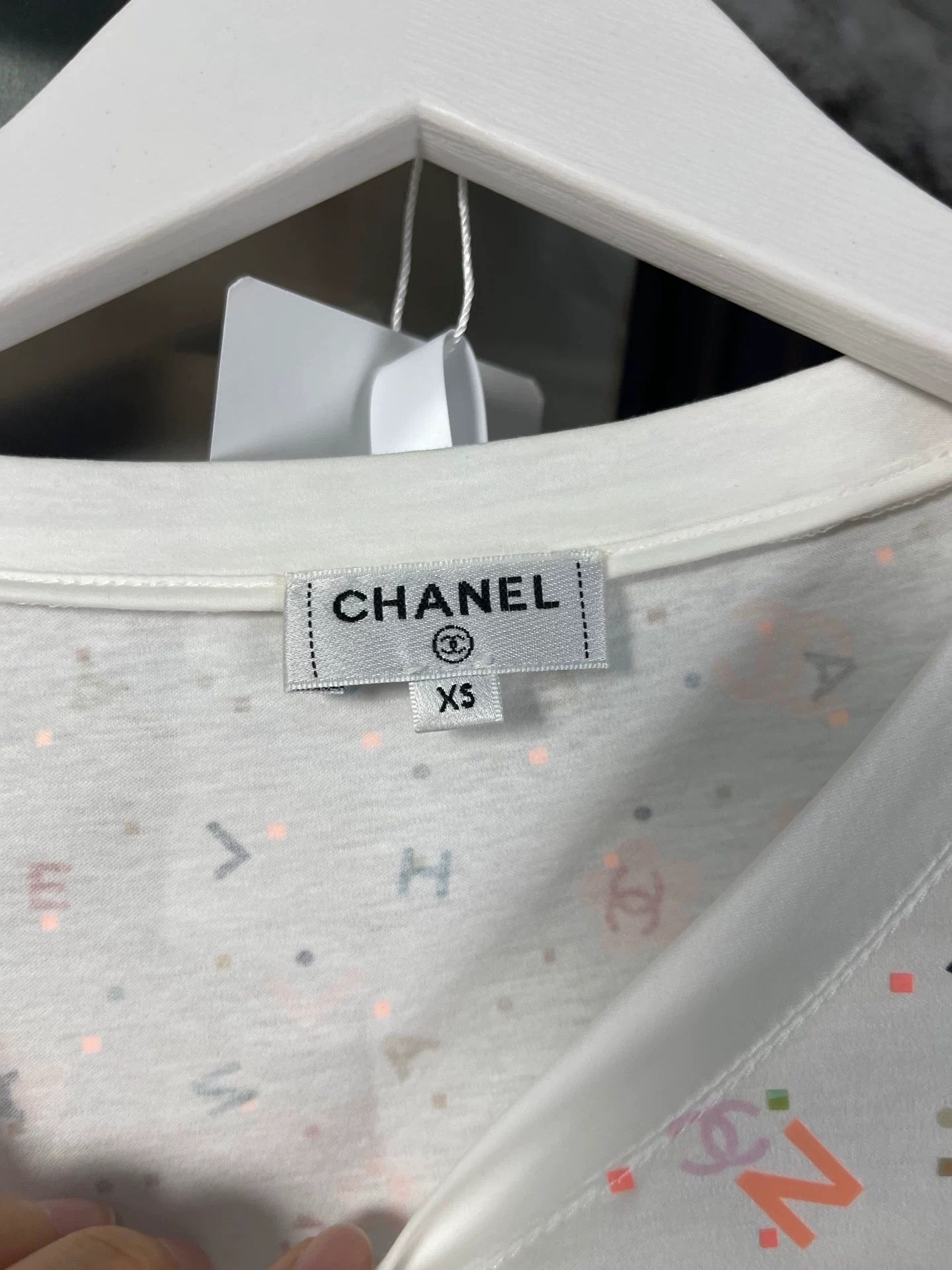 Chanel Chanel Logo Print Short Sleeve T-Shirt Size XS Size XS / US 0-2 / IT 36-38 - 7 Thumbnail