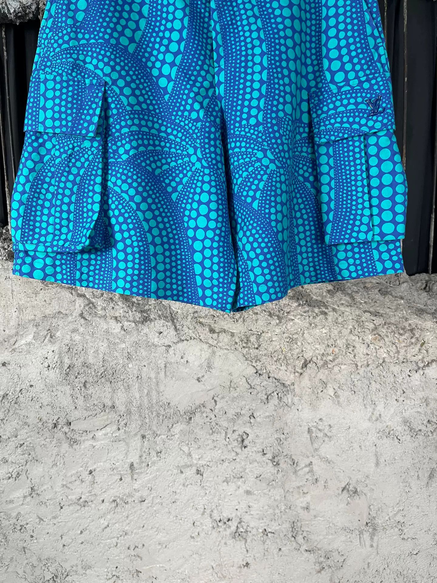 Louis Vuitton Louis Vuitton x Yayoi Kusama Polka Dot Shorts Size M Size US 32 / EU 48 - 5 Thumbnail
