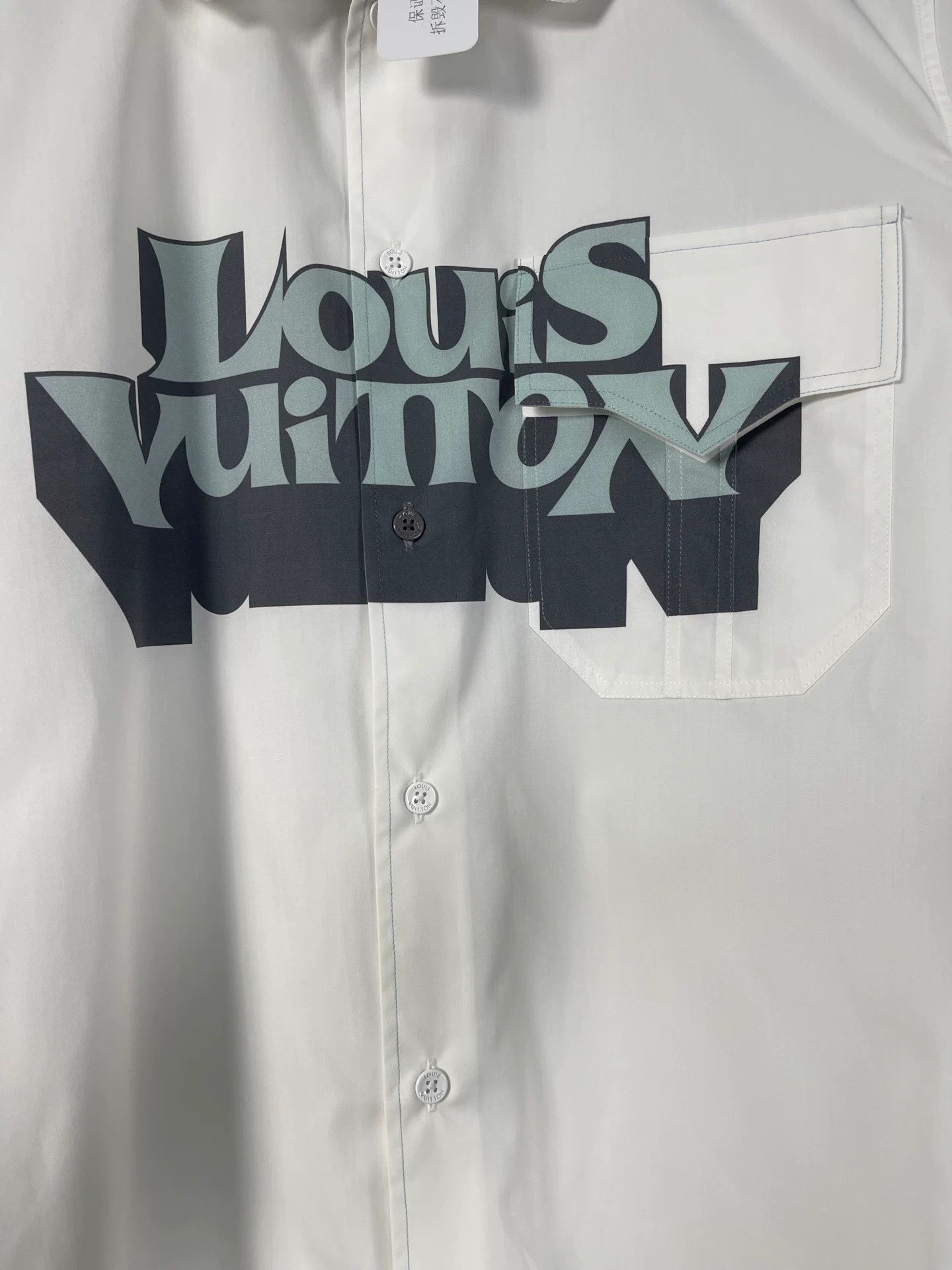 Louis Vuitton Louis Vuitton Logo Print Short Sleeve Shirt XS Size US XS / EU 42 / 0 - 6 Thumbnail