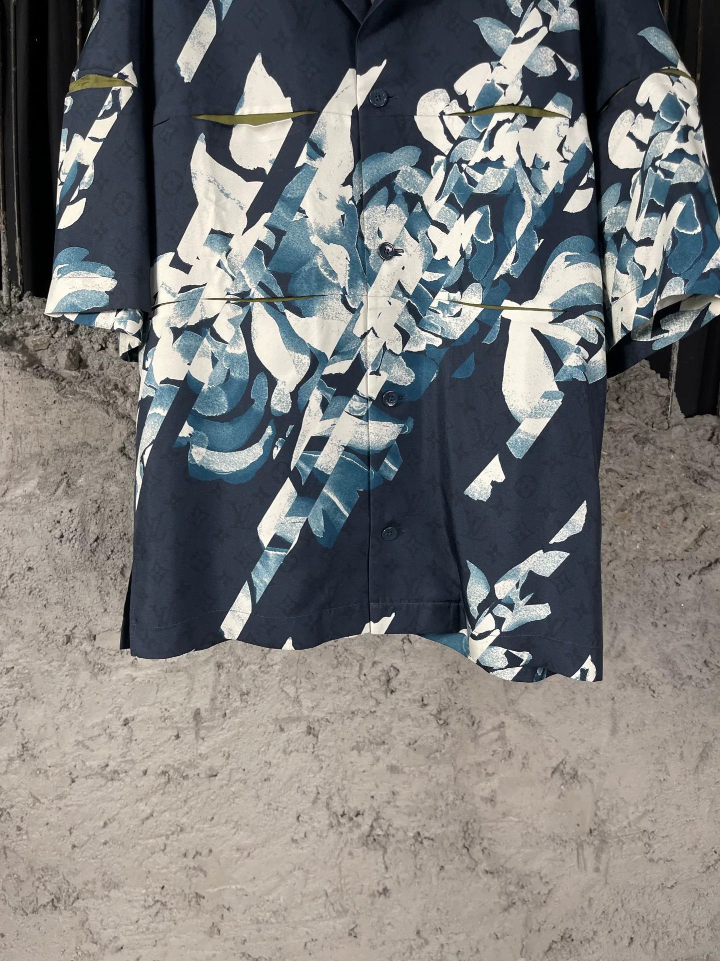Louis Vuitton Louis Vuitton Monogram Floral Button Up Shirt XS Size US XS / EU 42 / 0 - 5 Thumbnail
