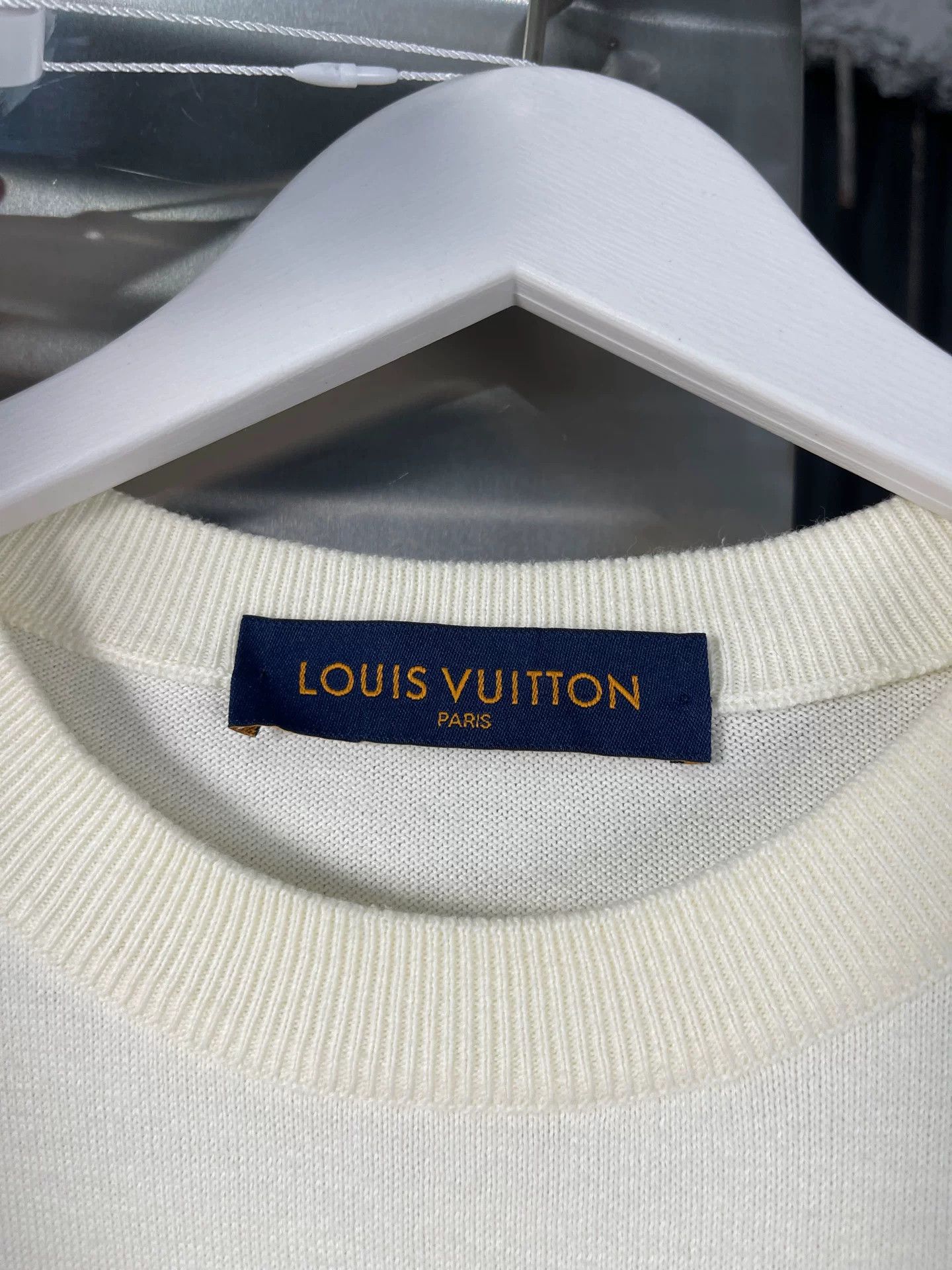 Louis Vuitton Louis Vuitton Duck Knit T-Shirt Size XS Size US XS / EU 42 / 0 - 8 Thumbnail