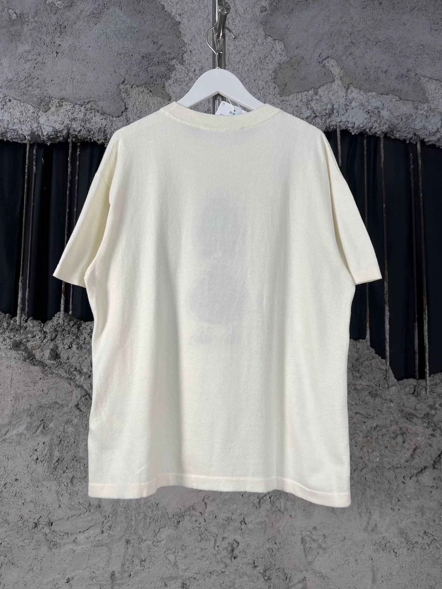 Louis Vuitton Louis Vuitton Duck Knit T-Shirt Size XS Size US XS / EU 42 / 0 - 3 Thumbnail
