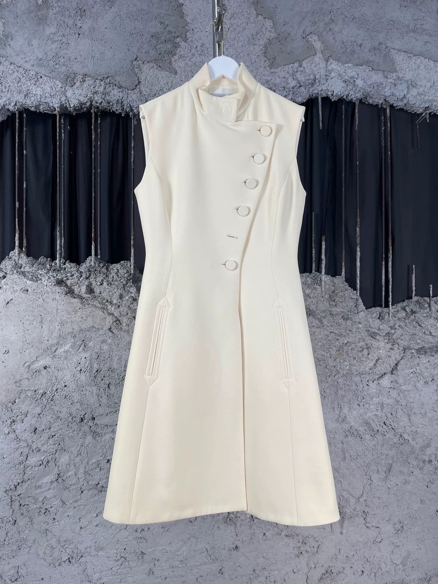 Dior Dior Wool Silk Sleeveless Dress Size 36 Size XS / US 0-2 / IT 36-38 - 2 Thumbnail