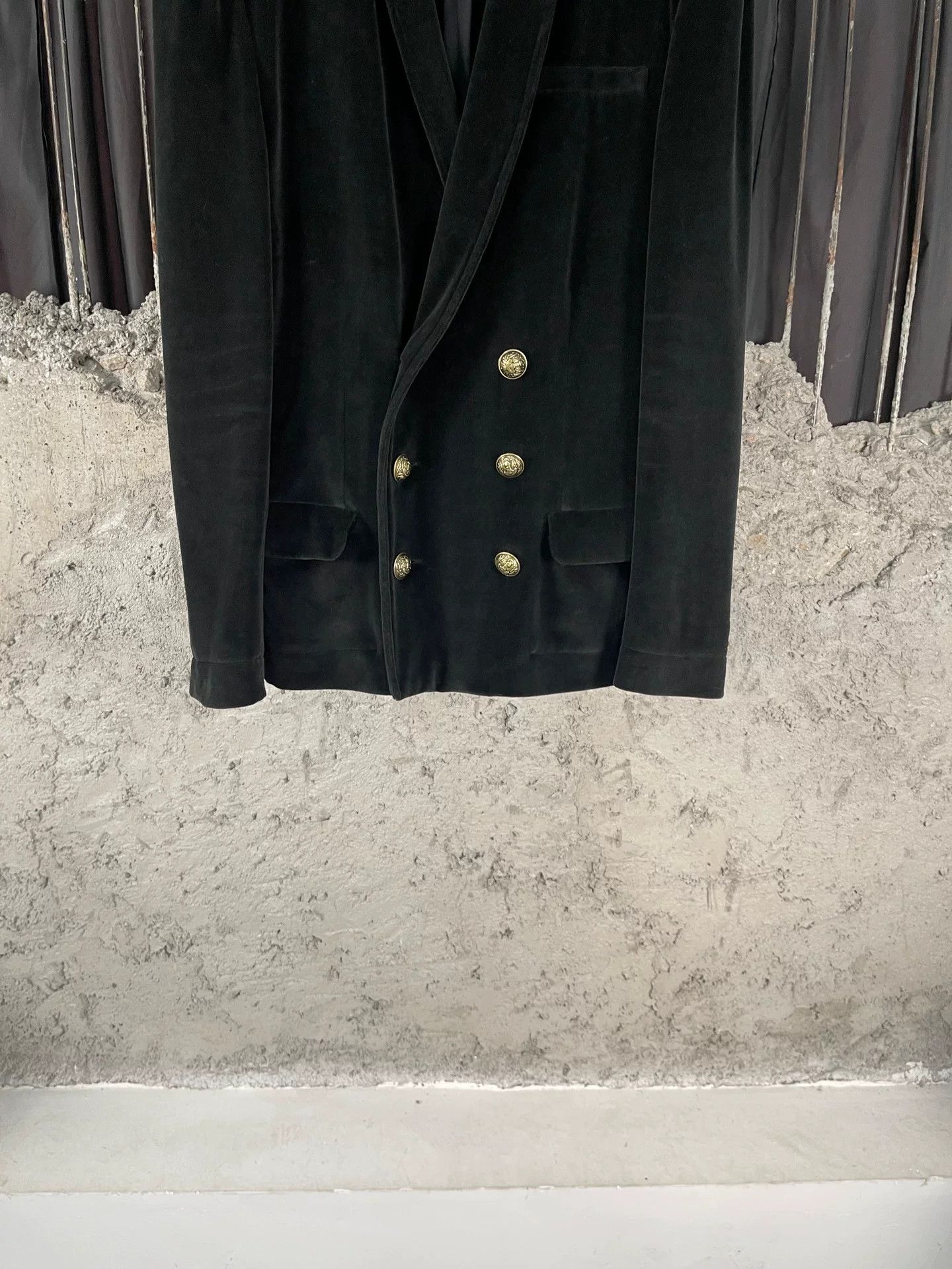 Balmain Balmain Velvet Gold Button Blazer Size 38R Size 38R - 5 Thumbnail
